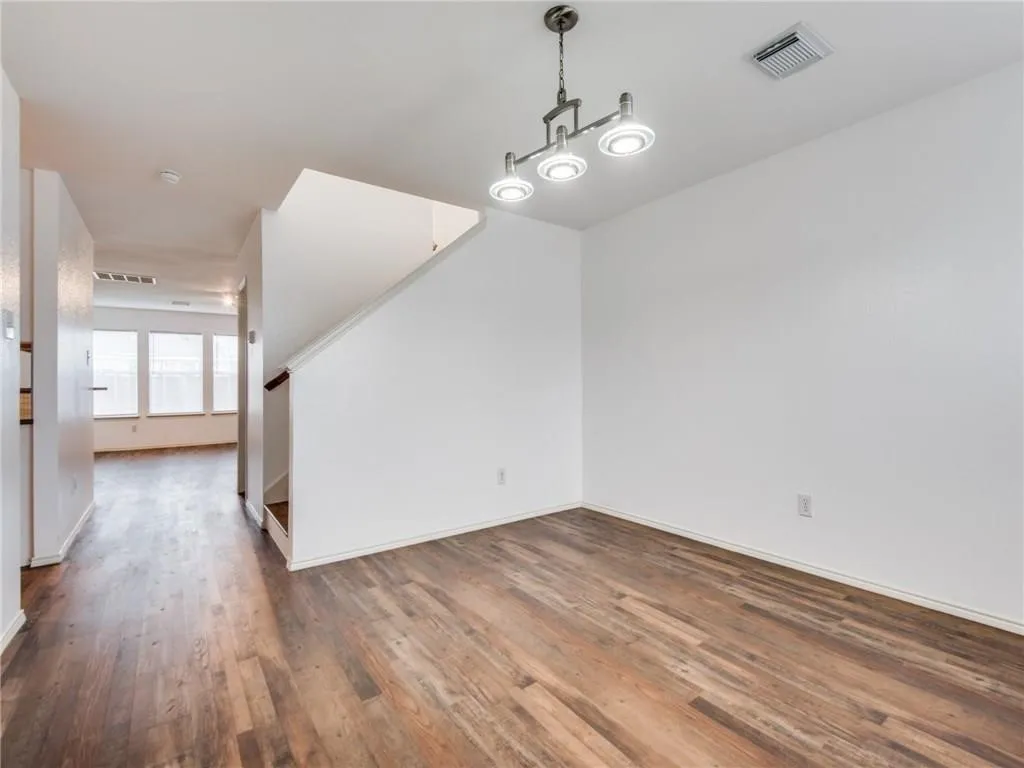 Single Family Residence For Rent in Denton County , 1428 Laurel Hall Lane, Little Elm, Texas 75068, 4 Bedroom, 3 Bathroom, 2 Garage spaces, 2,359 Sqft, built in 2001, mls#21389378, Real Estate Agent in Little Elm, Homes For Rent in Denton county, Homes For Rent in Little Elm, Realtor in Little Elm Texas, Real Estate Brokerage Independent Realty Texas, Luminita Cordes Realtor