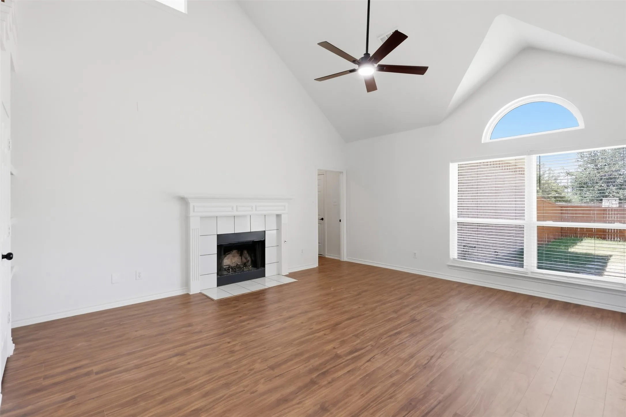 Single Family Residence For Sale in Collin County , 8117 Case Drive, Plano, Texas 75025, 5 Bedroom, 3 Bathroom, 2 Garage spaces, 2,576 Sqft, built in 1995, mls#21386938, Real Estate Agent in Plano, Homes For Sale in Collin county, Homes For Sale in Plano, Realtor in Plano Texas, Real Estate Brokerage Independent Realty Texas, Luminita Cordes Realtor