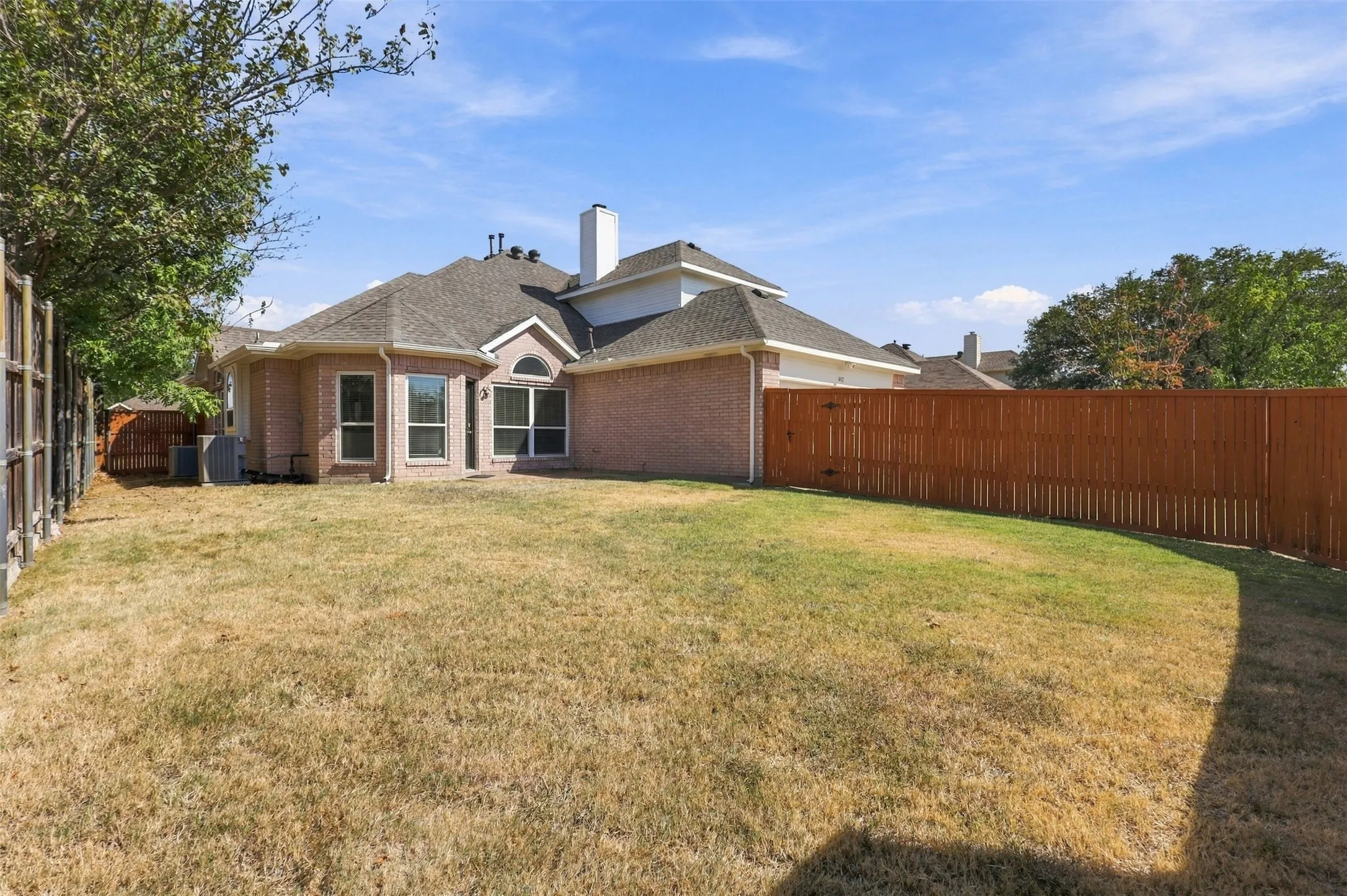 Single Family Residence For Sale in Collin County , 8117 Case Drive, Plano, Texas 75025, 5 Bedroom, 3 Bathroom, 2 Garage spaces, 2,576 Sqft, built in 1995, mls#21386938, Real Estate Agent in Plano, Homes For Sale in Collin county, Homes For Sale in Plano, Realtor in Plano Texas, Real Estate Brokerage Independent Realty Texas, Luminita Cordes Realtor