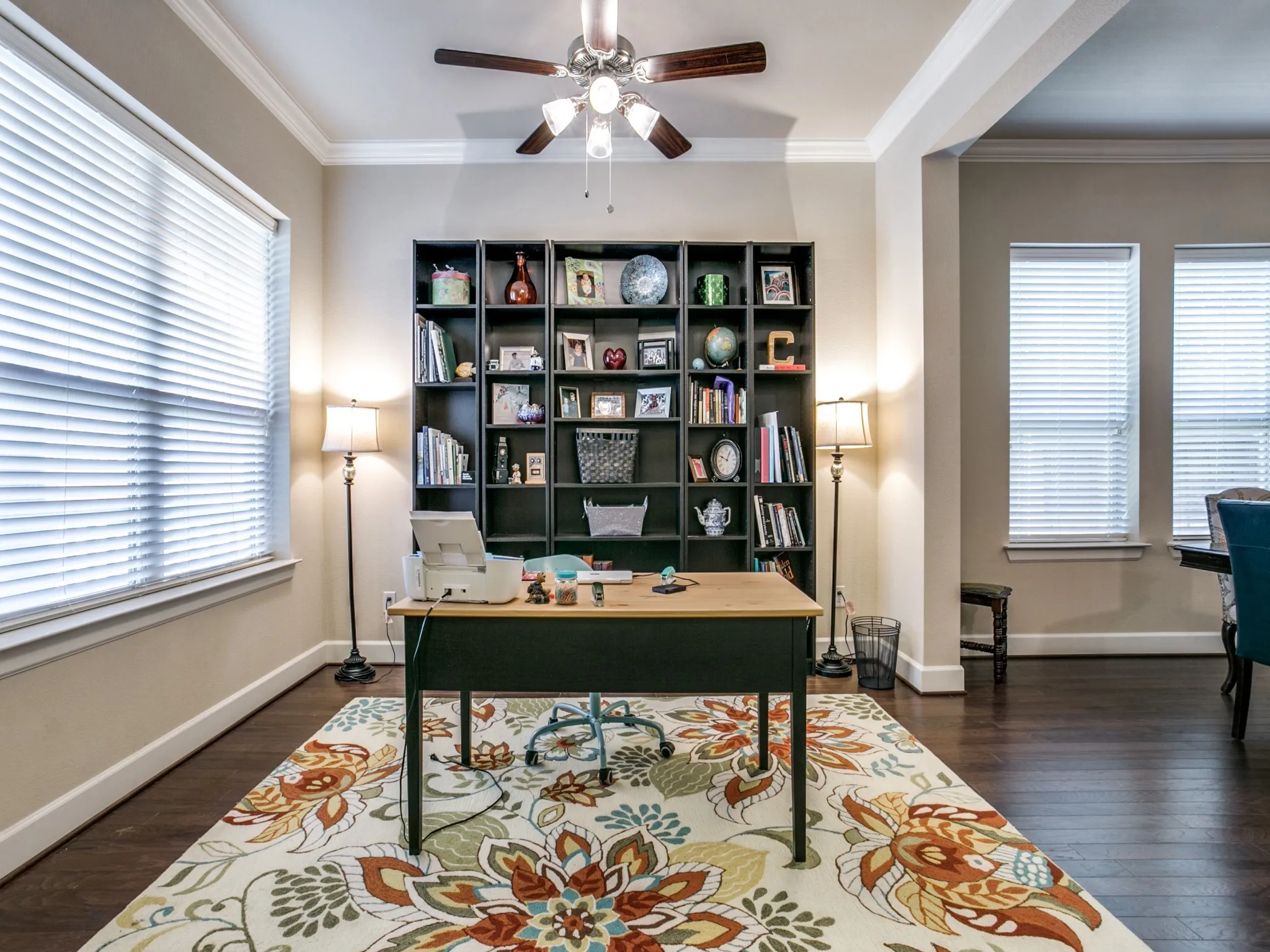 Single Family Residence For Rent in Tarrant County , 1010 Crystal Oak Lane, Arlington, Texas 76005, 3 Bedroom, 3 Bathroom, 2 Garage spaces, 2,990 Sqft, built in 2013, mls#21389281, Real Estate Agent in Arlington, Homes For Rent in Tarrant county, Homes For Rent in Arlington, Realtor in Arlington Texas, Real Estate Brokerage Independent Realty Texas, Luminita Cordes Realtor