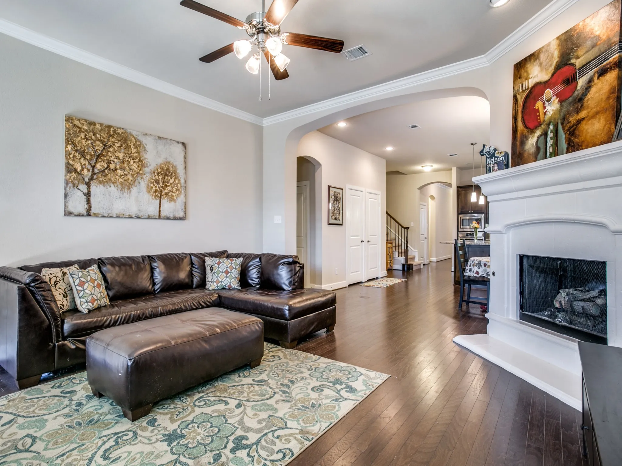 Single Family Residence For Rent in Tarrant County , 1010 Crystal Oak Lane, Arlington, Texas 76005, 3 Bedroom, 3 Bathroom, 2 Garage spaces, 2,990 Sqft, built in 2013, mls#21389281, Real Estate Agent in Arlington, Homes For Rent in Tarrant county, Homes For Rent in Arlington, Realtor in Arlington Texas, Real Estate Brokerage Independent Realty Texas, Luminita Cordes Realtor