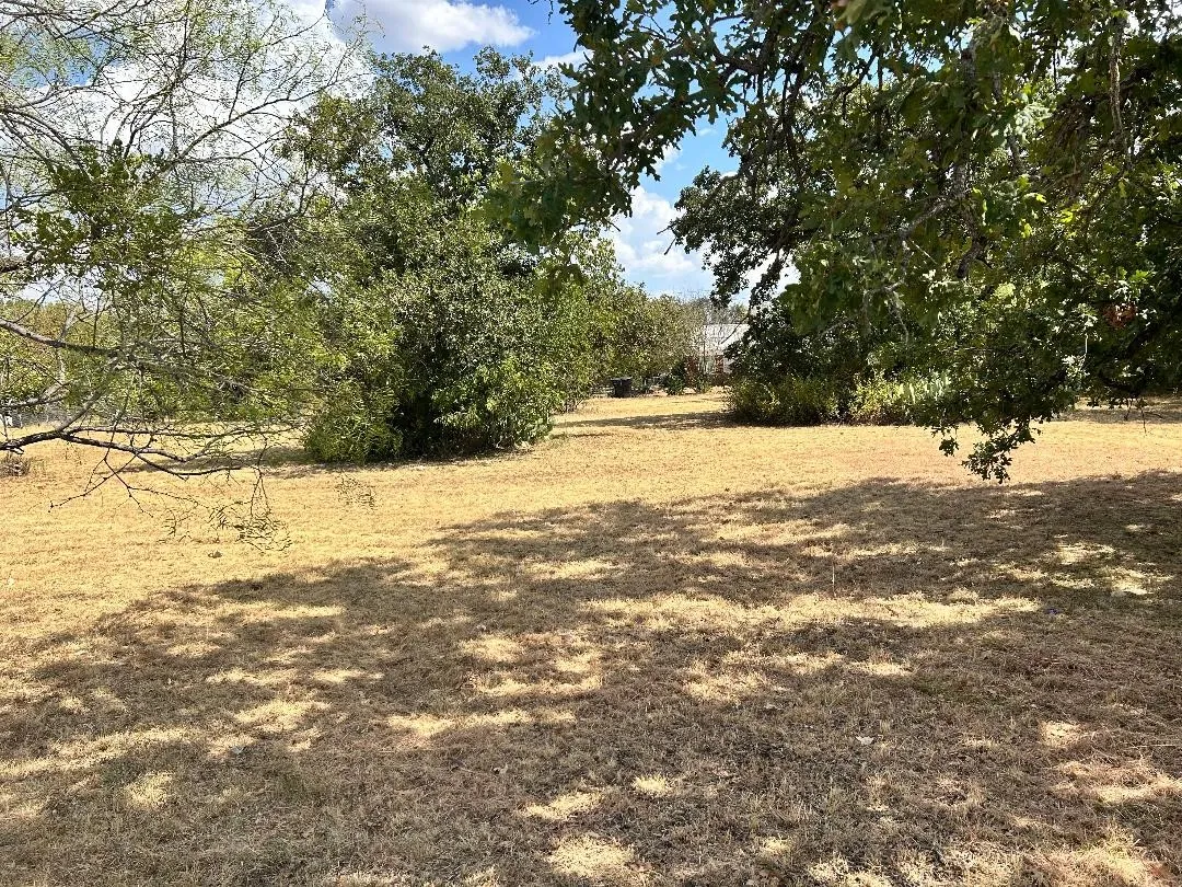 Unimproved Land For Sale in Brown County , 2406 Avenue D, Brownwood, Texas 76801, 0, 0, Garage spaces, 0 Sqft, built in 0, mls#21389320, Real Estate Agent in Brownwood, Homes For Sale in Brown county, Homes For Sale in Brownwood, Realtor in Brownwood Texas, Real Estate Brokerage Independent Realty Texas, Luminita Cordes Realtor