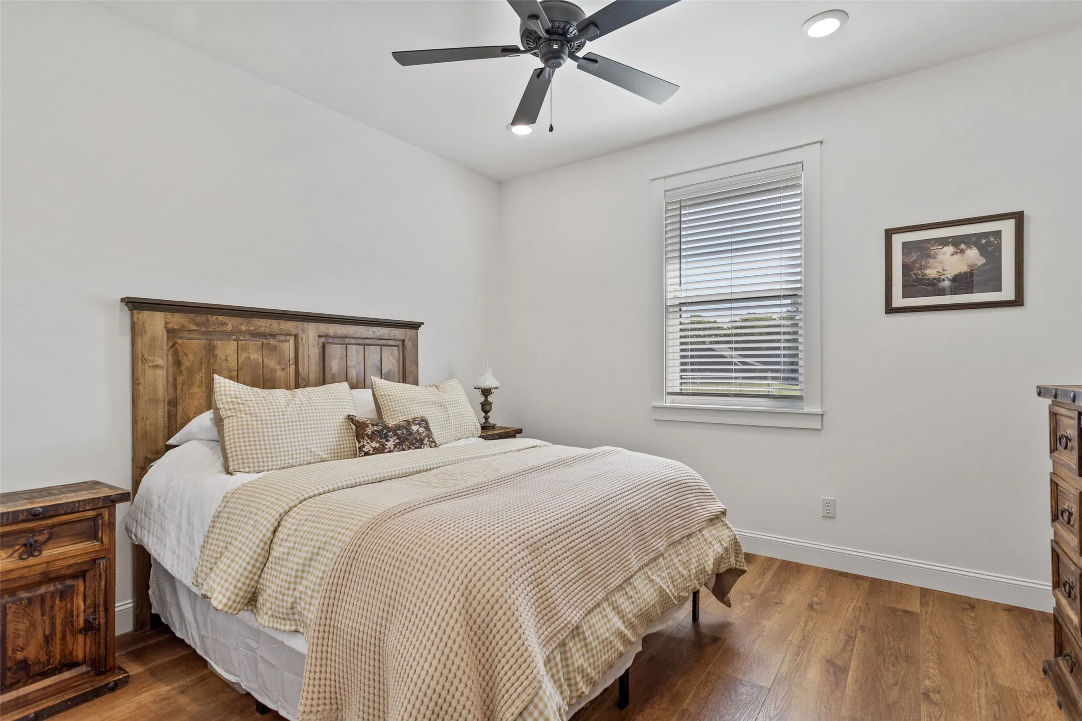 Single Family Residence For Sale in Wood County , 129 County Road 4847, Winnsboro, Texas 75494, 3 Bedroom, 2 Bathroom, 1 Garage spaces, 1,975 Sqft, built in 2021, mls#21389297, Real Estate Agent in Winnsboro, Homes For Sale in Wood county, Homes For Sale in Winnsboro, Realtor in Winnsboro Texas, Real Estate Brokerage Independent Realty Texas, Luminita Cordes Realtor