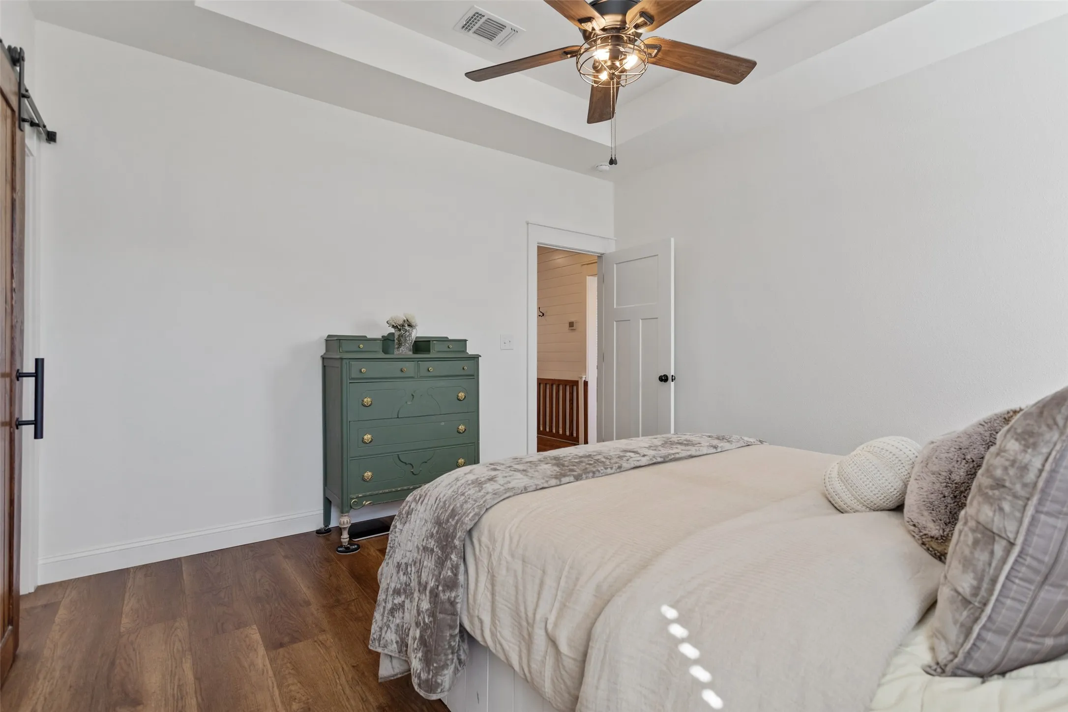 Single Family Residence For Sale in Wood County , 129 County Road 4847, Winnsboro, Texas 75494, 3 Bedroom, 2 Bathroom, 1 Garage spaces, 1,975 Sqft, built in 2021, mls#21389297, Real Estate Agent in Winnsboro, Homes For Sale in Wood county, Homes For Sale in Winnsboro, Realtor in Winnsboro Texas, Real Estate Brokerage Independent Realty Texas, Luminita Cordes Realtor