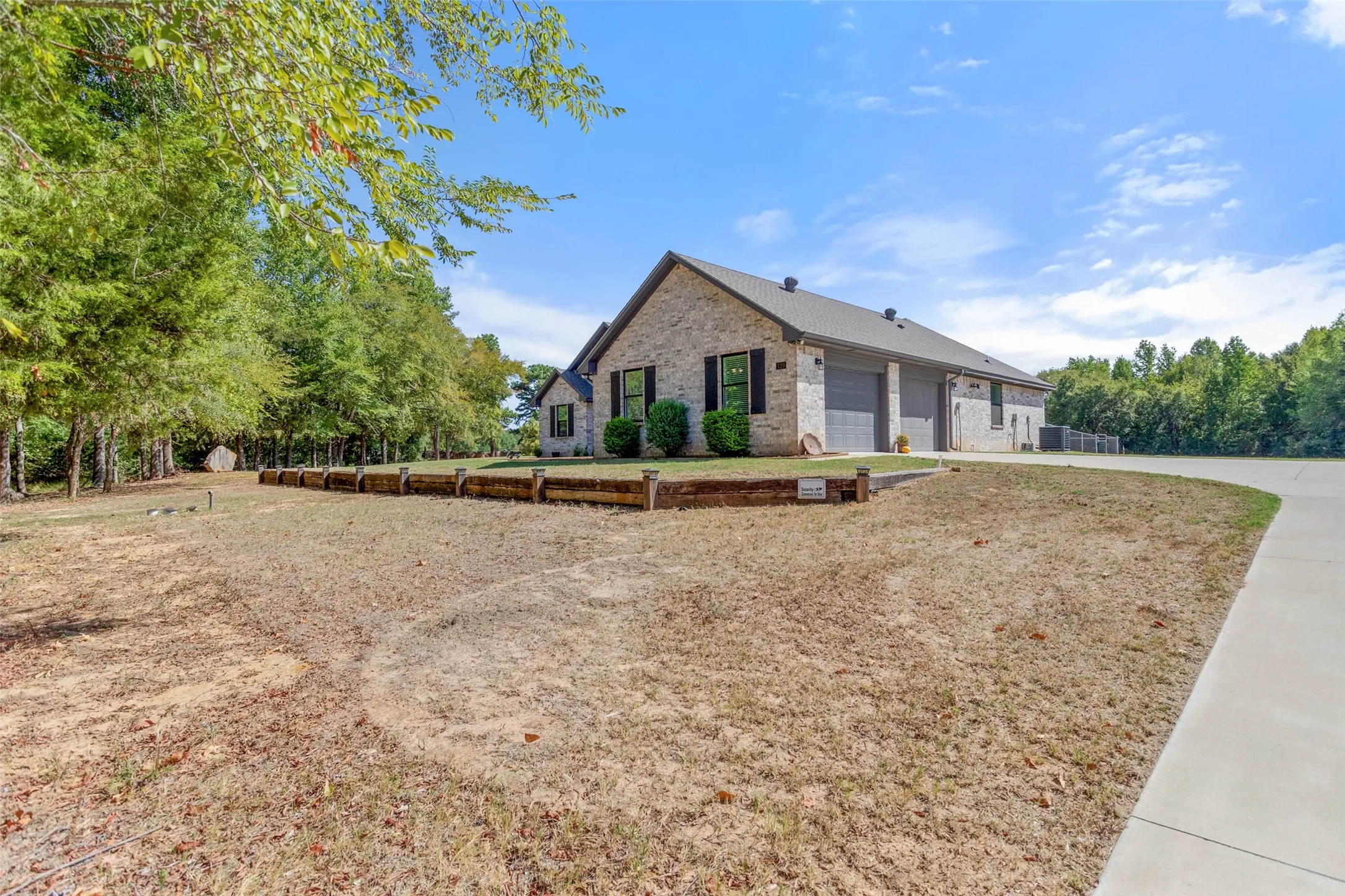 Single Family Residence For Sale in Wood County , 129 County Road 4847, Winnsboro, Texas 75494, 3 Bedroom, 2 Bathroom, 1 Garage spaces, 1,975 Sqft, built in 2021, mls#21389297, Real Estate Agent in Winnsboro, Homes For Sale in Wood county, Homes For Sale in Winnsboro, Realtor in Winnsboro Texas, Real Estate Brokerage Independent Realty Texas, Luminita Cordes Realtor