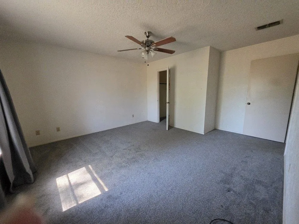 Single Family Residence For Sale in Johnson County , 719 Ridgeway Road, Joshua, Texas 76058, 3 Bedroom, 2 Bathroom, Garage spaces, 1,536 Sqft, built in 1972, mls#21389333, Real Estate Agent in Joshua, Homes For Sale in Johnson county, Homes For Sale in Joshua, Realtor in Joshua Texas, Real Estate Brokerage Independent Realty Texas, Luminita Cordes Realtor