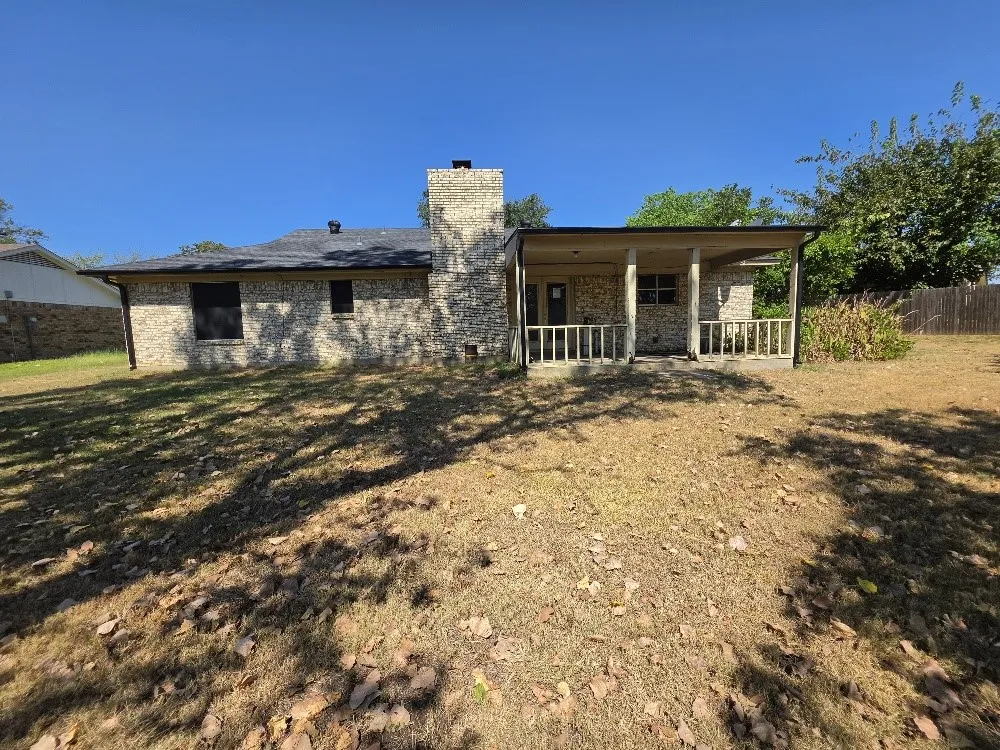 Single Family Residence For Sale in Johnson County , 719 Ridgeway Road, Joshua, Texas 76058, 3 Bedroom, 2 Bathroom, Garage spaces, 1,536 Sqft, built in 1972, mls#21389333, Real Estate Agent in Joshua, Homes For Sale in Johnson county, Homes For Sale in Joshua, Realtor in Joshua Texas, Real Estate Brokerage Independent Realty Texas, Luminita Cordes Realtor