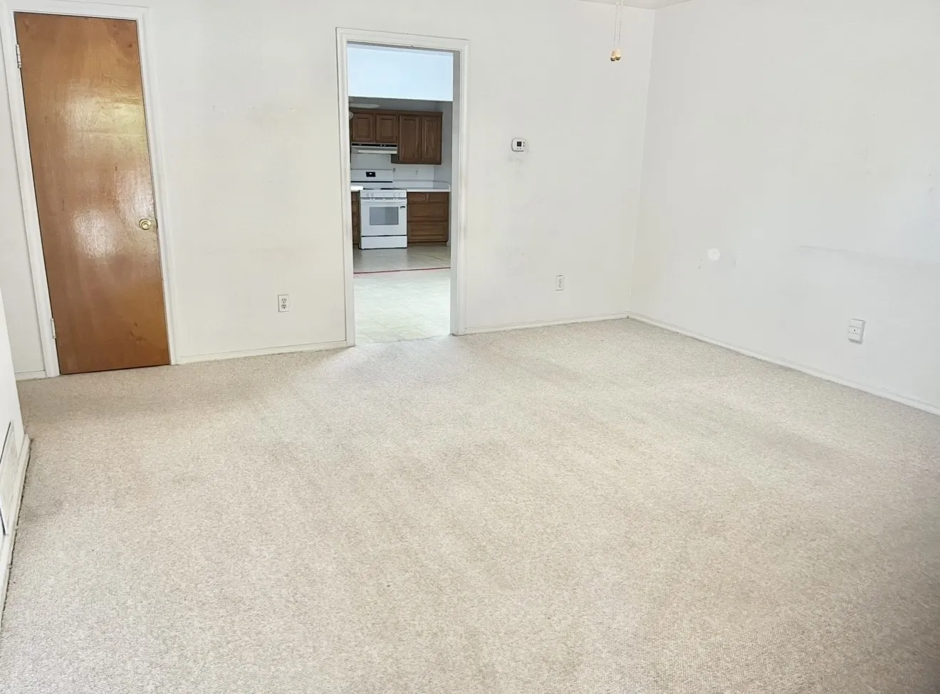 Single Family Residence For Sale in Dallas County , 2414 Himes Street, Irving, Texas 75060, 3 Bedroom, 2 Bathroom, 1 Garage spaces, 1,786 Sqft, built in 1957, mls#21389368, Real Estate Agent in Irving, Homes For Sale in Dallas county, Homes For Sale in Irving, Realtor in Irving Texas, Real Estate Brokerage Independent Realty Texas, Luminita Cordes Realtor