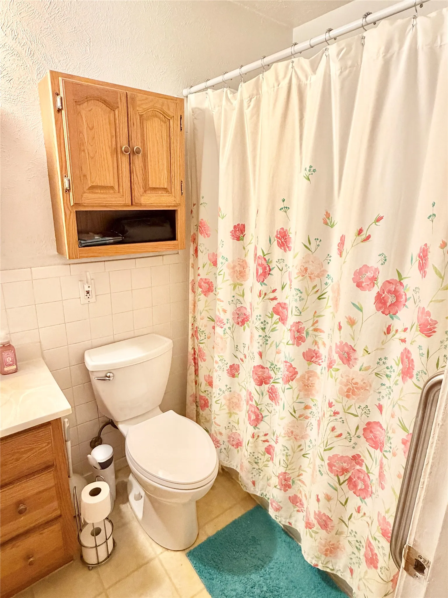 Single Family Residence For Sale in Dallas County , 2414 Himes Street, Irving, Texas 75060, 3 Bedroom, 2 Bathroom, 1 Garage spaces, 1,786 Sqft, built in 1957, mls#21389368, Real Estate Agent in Irving, Homes For Sale in Dallas county, Homes For Sale in Irving, Realtor in Irving Texas, Real Estate Brokerage Independent Realty Texas, Luminita Cordes Realtor