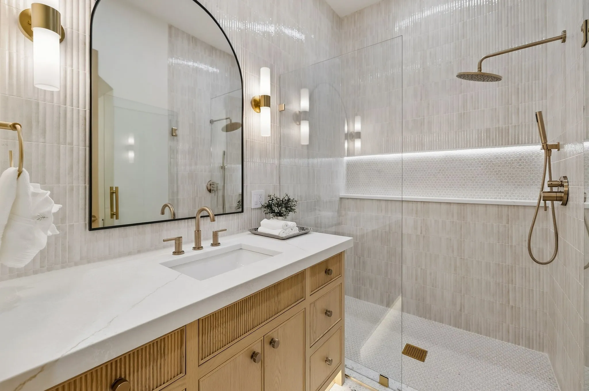 Townhouse For Sale in Dallas County , 4026 Herschel Avenue, Dallas, Texas 75219, 4 Bedroom, 4 Bathroom, 2 Garage spaces, 3,563 Sqft, built in 2026, mls#21387556, Real Estate Agent in Dallas, Homes For Sale in Dallas county, Homes For Sale in Dallas, Realtor in Dallas Texas, Real Estate Brokerage Independent Realty Texas, Luminita Cordes Realtor