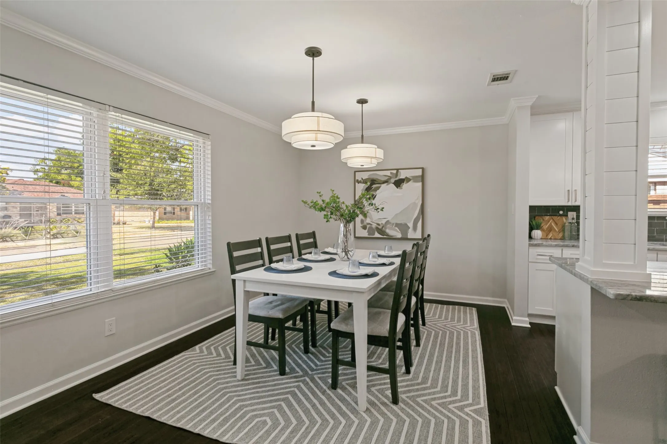 Single Family Residence For Sale in Dallas County , 1728 Mapleton Drive, Dallas, Texas 75228, 4 Bedroom, 2 Bathroom, 2 Garage spaces, 2,142 Sqft, built in 1961, mls#21388979, Real Estate Agent in Dallas, Homes For Sale in Dallas county, Homes For Sale in Dallas, Realtor in Dallas Texas, Real Estate Brokerage Independent Realty Texas, Luminita Cordes Realtor