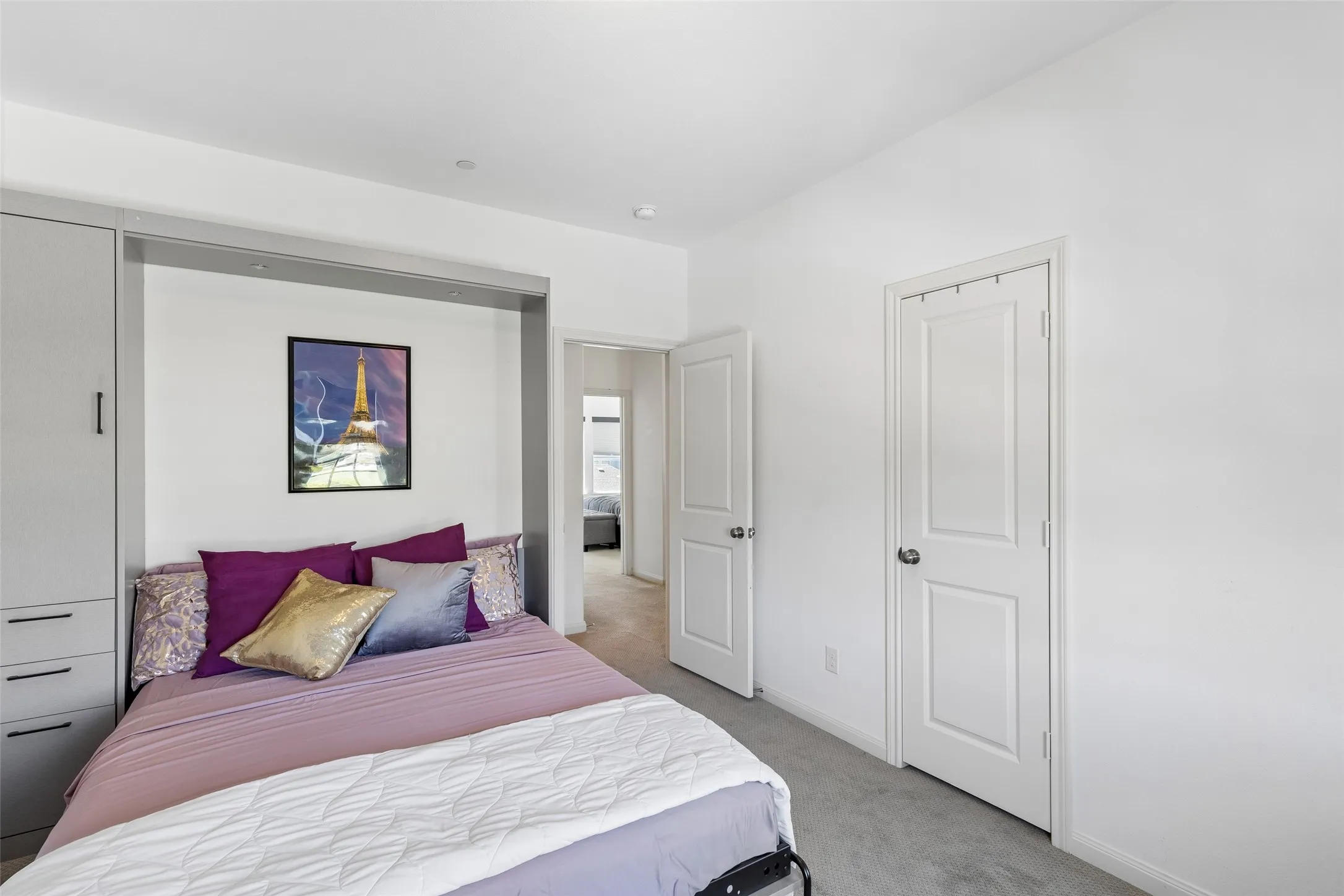 Townhouse For Sale in Denton County , 1016 Gardenia Street, Carrollton, Texas 75007, 2 Bedroom, 3 Bathroom, 2 Garage spaces, 2,050 Sqft, built in 2016, mls#21383637, Real Estate Agent in Carrollton, Homes For Sale in Denton county, Homes For Sale in Carrollton, Realtor in Carrollton Texas, Real Estate Brokerage Independent Realty Texas, Luminita Cordes Realtor