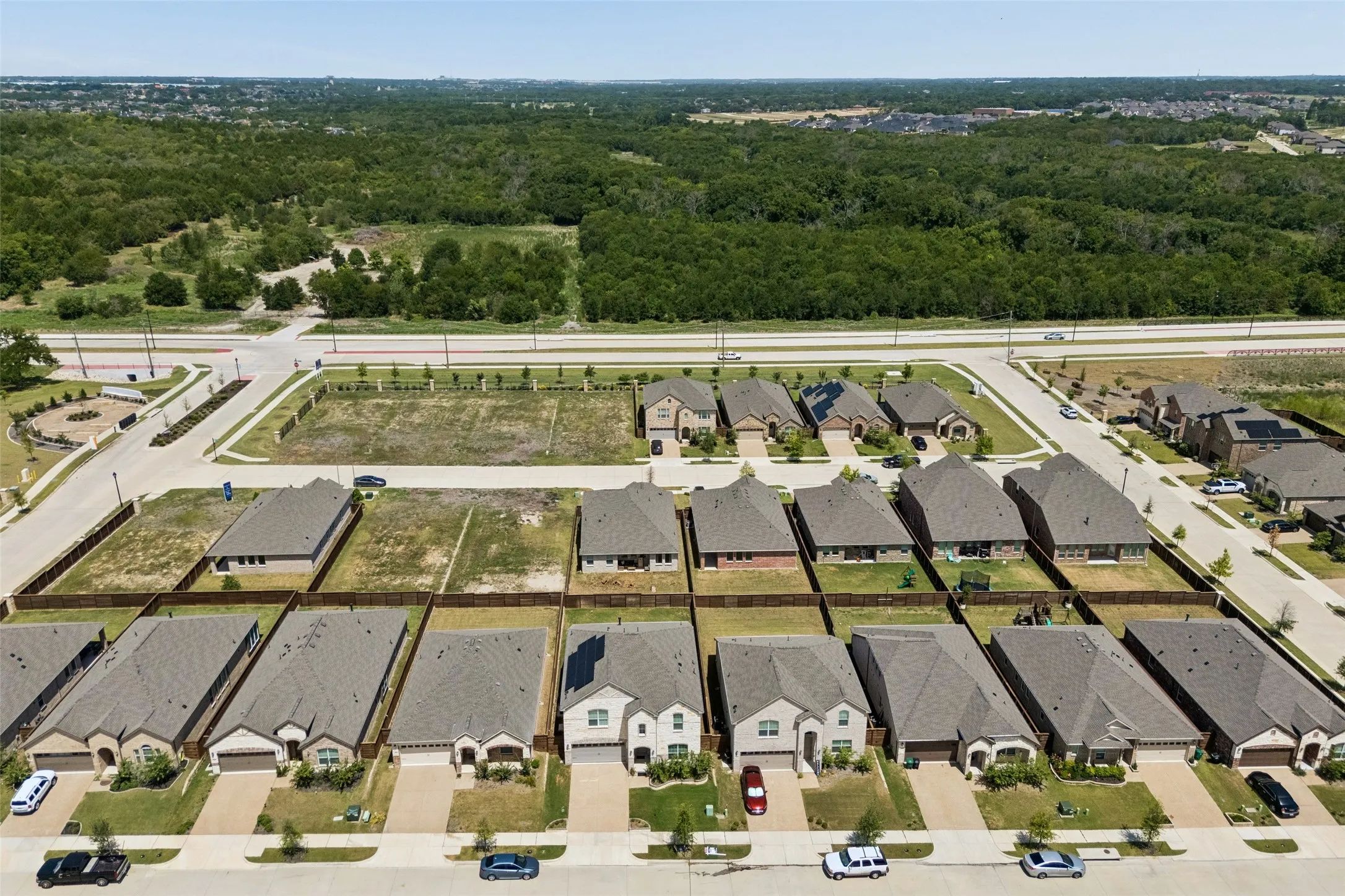 Single Family Residence For Sale in Dallas County , 3617 Swan Shadow, Mesquite, Texas 75181, 5 Bedroom, 4 Bathroom, 2 Garage spaces, 3,275 Sqft, built in 2024, mls#21389177, Real Estate Agent in Mesquite, Homes For Sale in Dallas county, Homes For Sale in Mesquite, Realtor in Mesquite Texas, Real Estate Brokerage Independent Realty Texas, Luminita Cordes Realtor