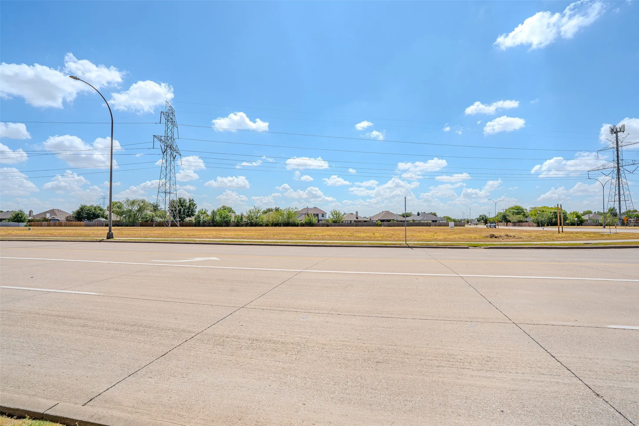 Unimproved Land For Sale in Tarrant County , 1300 Southeast Parkway, Arlington, Texas 76018, 0, 0, Garage spaces, 0 Sqft, built in 0, mls#21381789, Real Estate Agent in Arlington, Homes For Sale in Tarrant county, Homes For Sale in Arlington, Realtor in Arlington Texas, Real Estate Brokerage Independent Realty Texas, Luminita Cordes Realtor