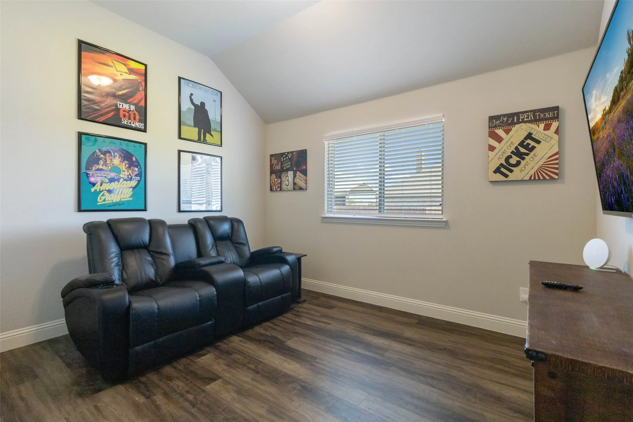 Single Family Residence For Sale in Collin County , 6925 County Road 469, Mc Kinney, Texas 75071, 4 Bedroom, 2 Bathroom, 2 Garage spaces, 2,449 Sqft, built in 2019, mls#21388464, Real Estate Agent in Mc Kinney, Homes For Sale in Collin county, Homes For Sale in Mc Kinney, Realtor in Mc Kinney Texas, Real Estate Brokerage Independent Realty Texas, Luminita Cordes Realtor