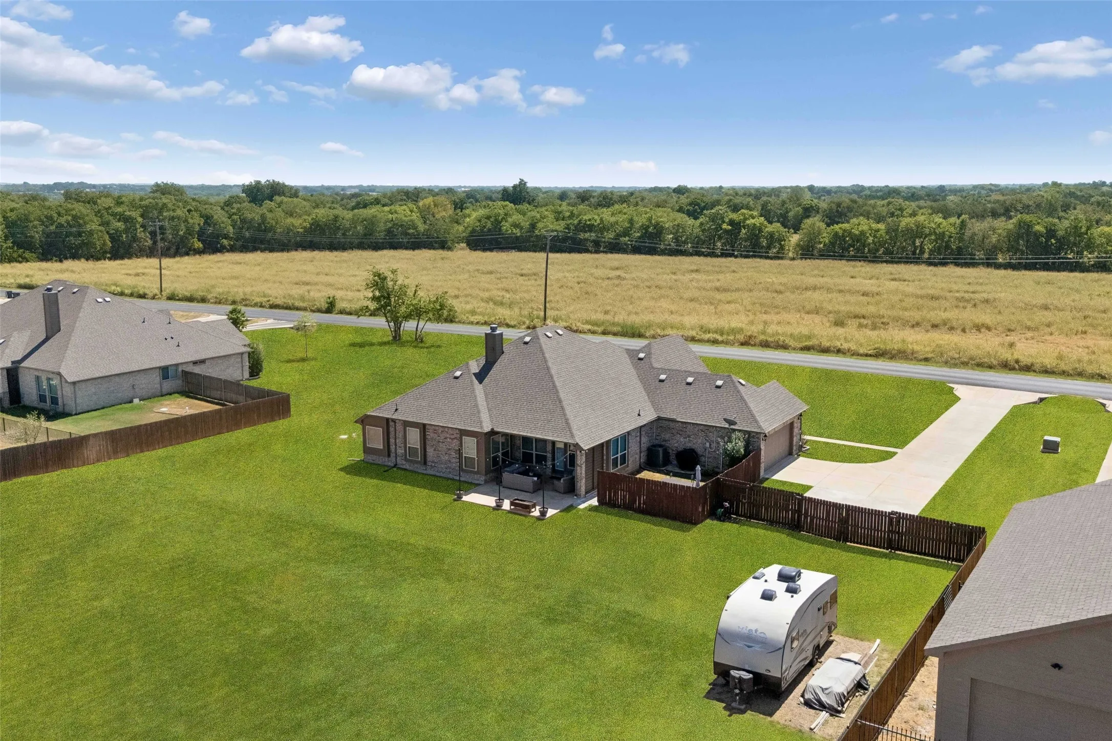 Single Family Residence For Sale in Collin County , 6925 County Road 469, Mc Kinney, Texas 75071, 4 Bedroom, 2 Bathroom, 2 Garage spaces, 2,449 Sqft, built in 2019, mls#21388464, Real Estate Agent in Mc Kinney, Homes For Sale in Collin county, Homes For Sale in Mc Kinney, Realtor in Mc Kinney Texas, Real Estate Brokerage Independent Realty Texas, Luminita Cordes Realtor