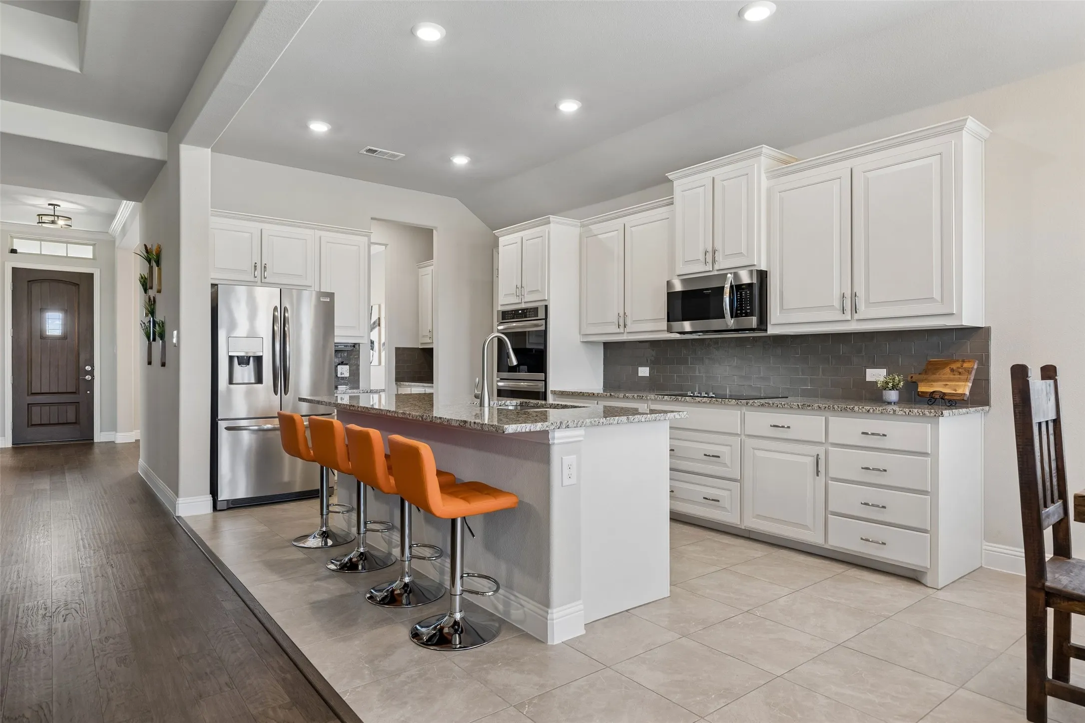 Single Family Residence For Sale in Collin County , 6925 County Road 469, Mc Kinney, Texas 75071, 4 Bedroom, 2 Bathroom, 2 Garage spaces, 2,449 Sqft, built in 2019, mls#21388464, Real Estate Agent in Mc Kinney, Homes For Sale in Collin county, Homes For Sale in Mc Kinney, Realtor in Mc Kinney Texas, Real Estate Brokerage Independent Realty Texas, Luminita Cordes Realtor