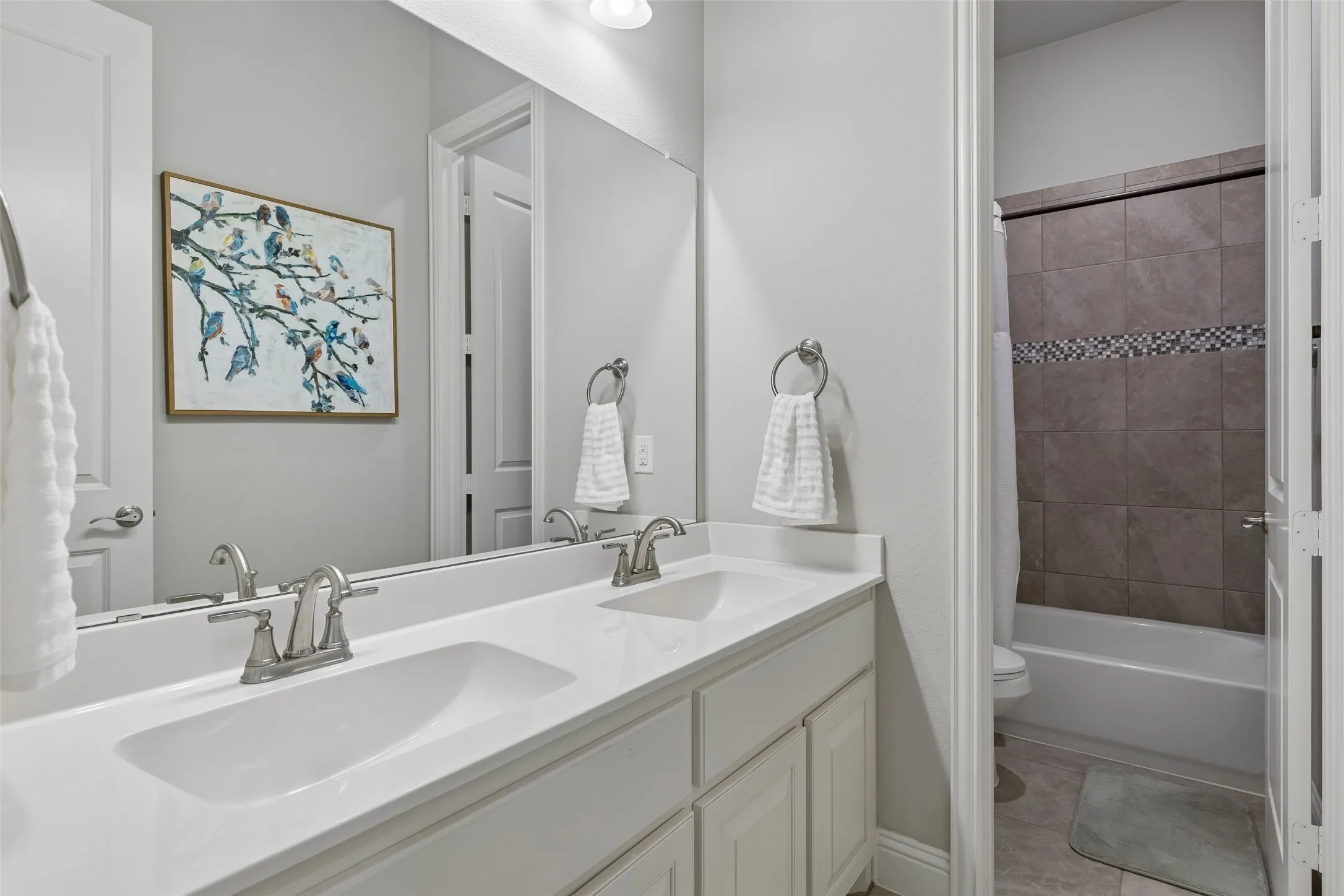 Single Family Residence For Sale in Collin County , 6925 County Road 469, Mc Kinney, Texas 75071, 4 Bedroom, 2 Bathroom, 2 Garage spaces, 2,449 Sqft, built in 2019, mls#21388464, Real Estate Agent in Mc Kinney, Homes For Sale in Collin county, Homes For Sale in Mc Kinney, Realtor in Mc Kinney Texas, Real Estate Brokerage Independent Realty Texas, Luminita Cordes Realtor