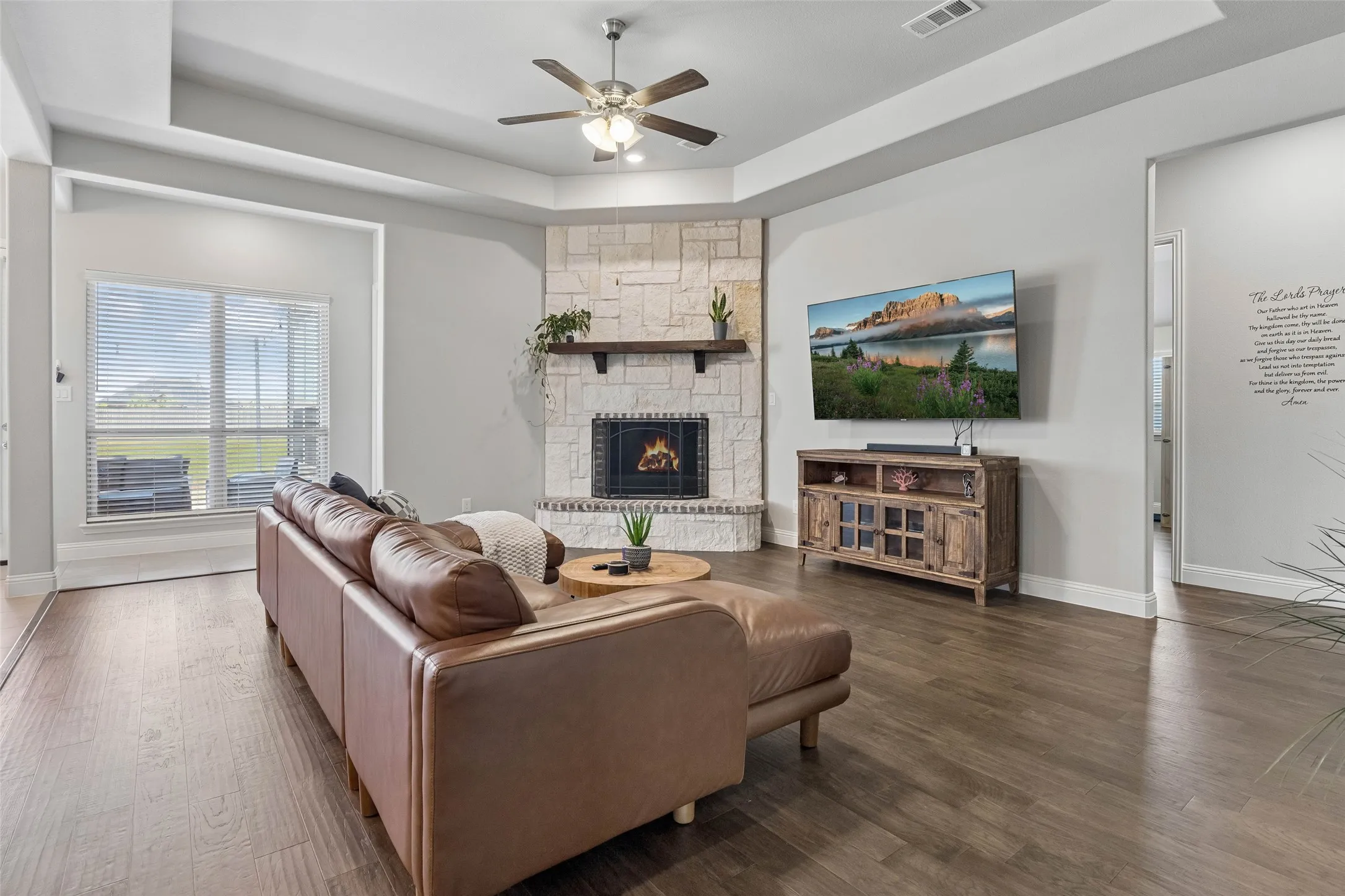 Single Family Residence For Sale in Collin County , 6925 County Road 469, Mc Kinney, Texas 75071, 4 Bedroom, 2 Bathroom, 2 Garage spaces, 2,449 Sqft, built in 2019, mls#21388464, Real Estate Agent in Mc Kinney, Homes For Sale in Collin county, Homes For Sale in Mc Kinney, Realtor in Mc Kinney Texas, Real Estate Brokerage Independent Realty Texas, Luminita Cordes Realtor