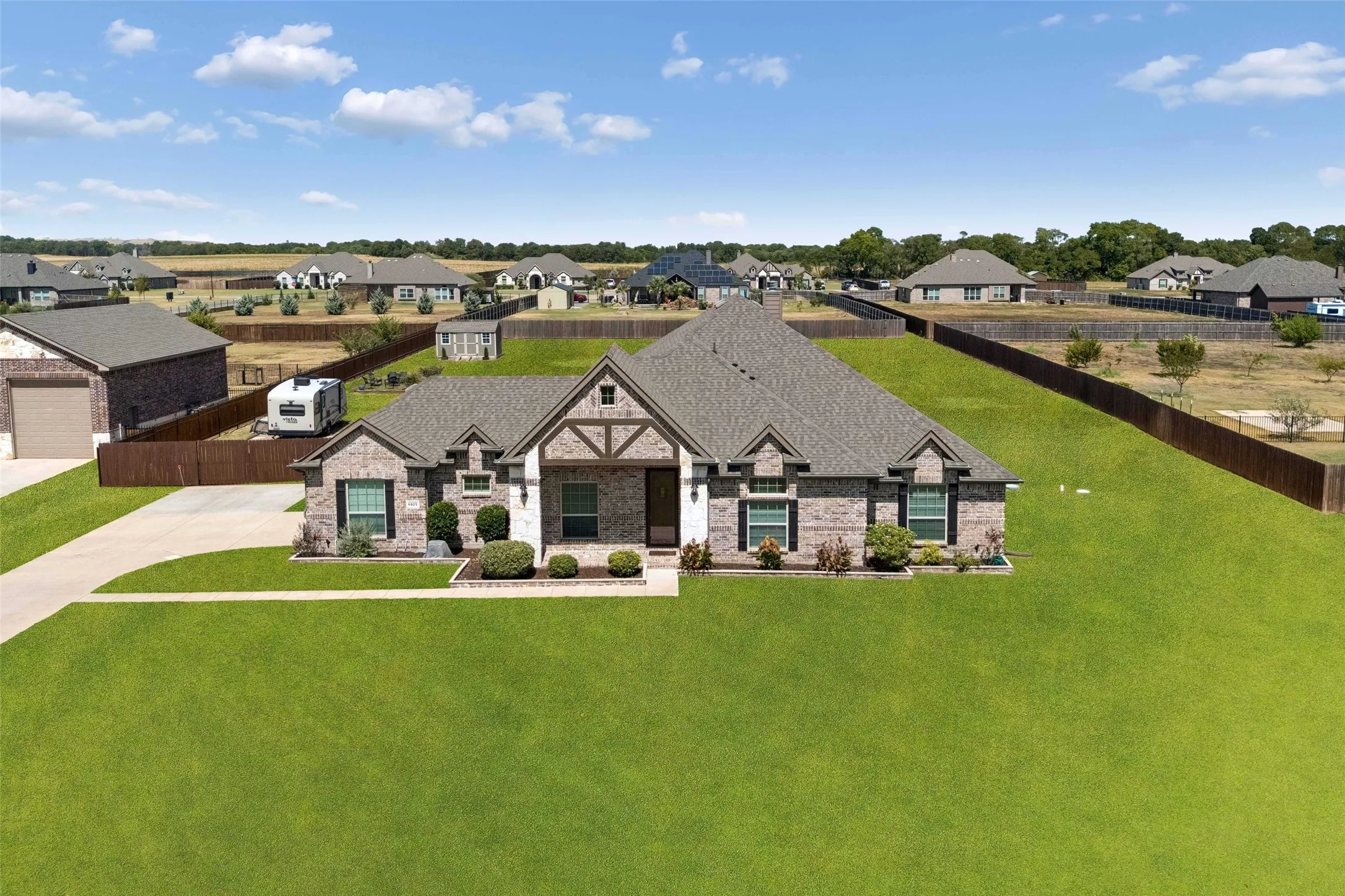 Single Family Residence For Sale in Collin County , 6925 County Road 469, Mc Kinney, Texas 75071, 4 Bedroom, 2 Bathroom, 2 Garage spaces, 2,449 Sqft, built in 2019, mls#21388464, Real Estate Agent in Mc Kinney, Homes For Sale in Collin county, Homes For Sale in Mc Kinney, Realtor in Mc Kinney Texas, Real Estate Brokerage Independent Realty Texas, Luminita Cordes Realtor