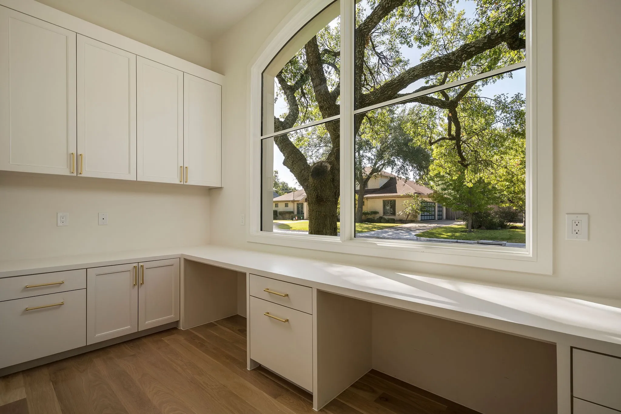 Single Family Residence For Sale in Dallas County , 6207 Joyce Way, Dallas, Texas 75225, 5 Bedroom, 9 Bathroom, 3 Garage spaces, 8,145 Sqft, built in 2025, mls#21386771, Real Estate Agent in Dallas, Homes For Sale in Dallas county, Homes For Sale in Dallas, Realtor in Dallas Texas, Real Estate Brokerage Independent Realty Texas, Luminita Cordes Realtor