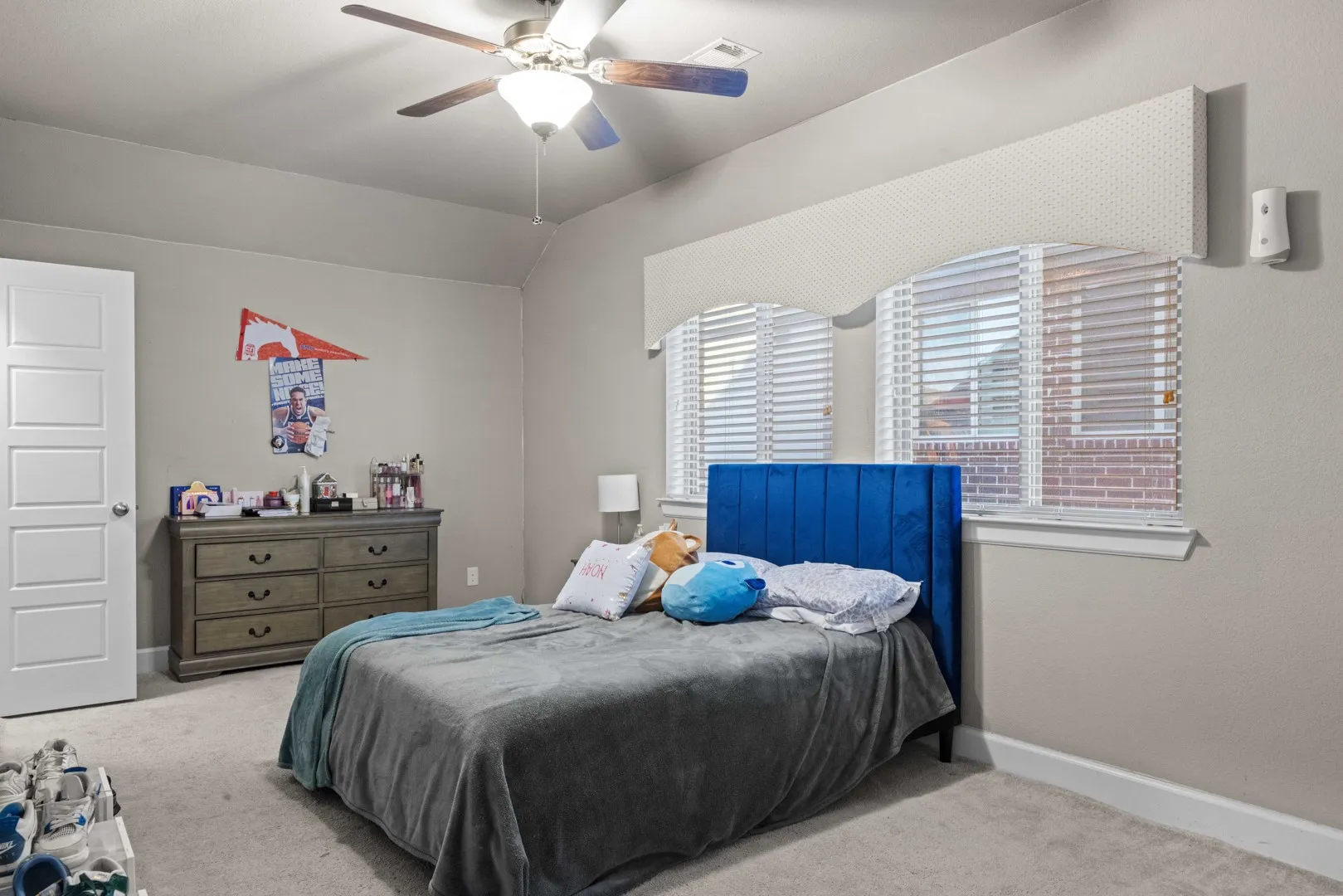 Single Family Residence For Sale in Collin County , 5417 Harbour Road, Richardson, Texas 75082, 4 Bedroom, 4 Bathroom, 2 Garage spaces, 2,930 Sqft, built in 2016, mls#21389391, Real Estate Agent in Richardson, Homes For Sale in Collin county, Homes For Sale in Richardson, Realtor in Richardson Texas, Real Estate Brokerage Independent Realty Texas, Luminita Cordes Realtor