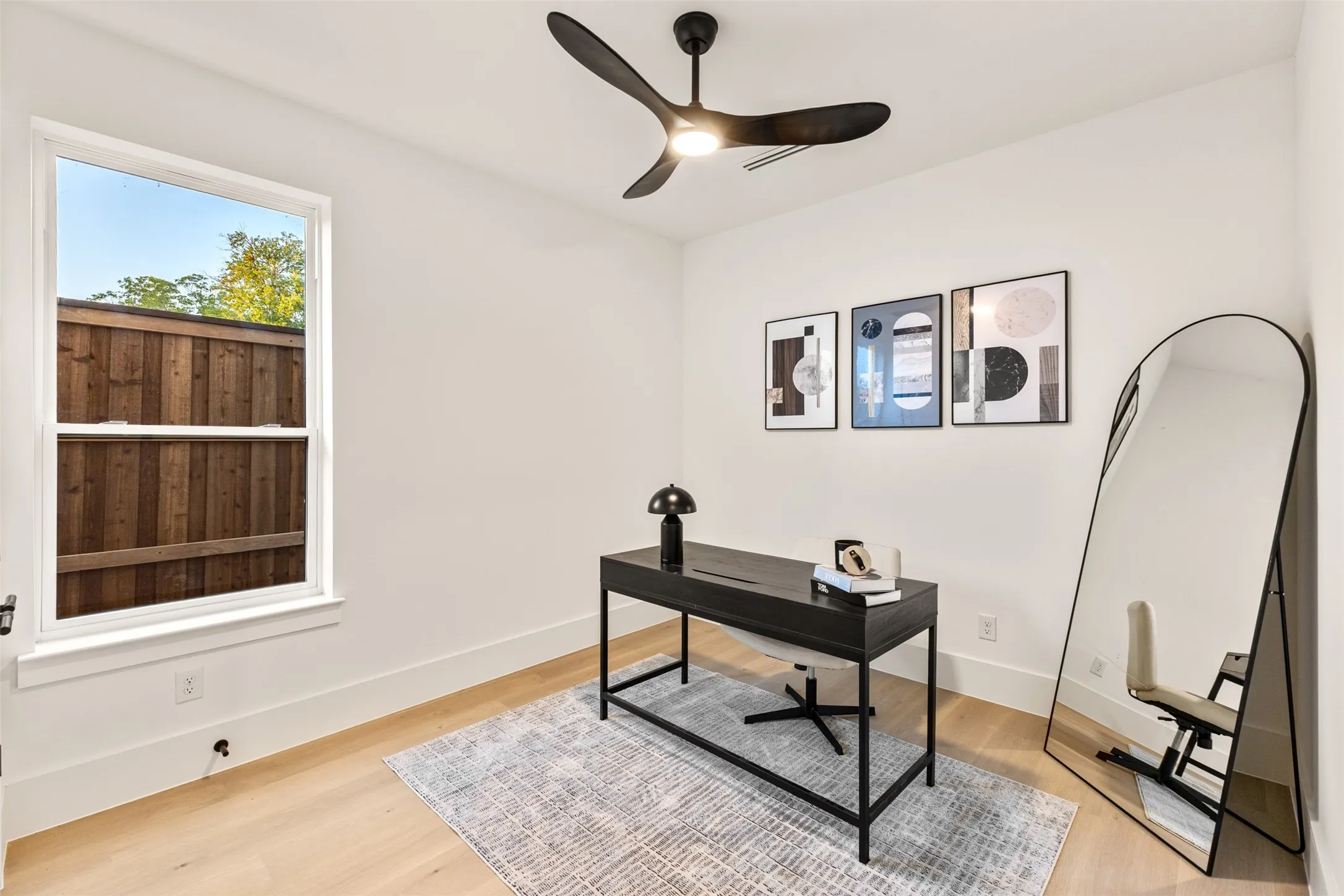Single Family Residence For Sale in Dallas County , 433 Cleaves Street, Dallas, Texas 75203, 4 Bedroom, 3 Bathroom, 2 Garage spaces, 2,400 Sqft, built in 2026, mls#21389427, Real Estate Agent in Dallas, Homes For Sale in Dallas county, Homes For Sale in Dallas, Realtor in Dallas Texas, Real Estate Brokerage Independent Realty Texas, Luminita Cordes Realtor