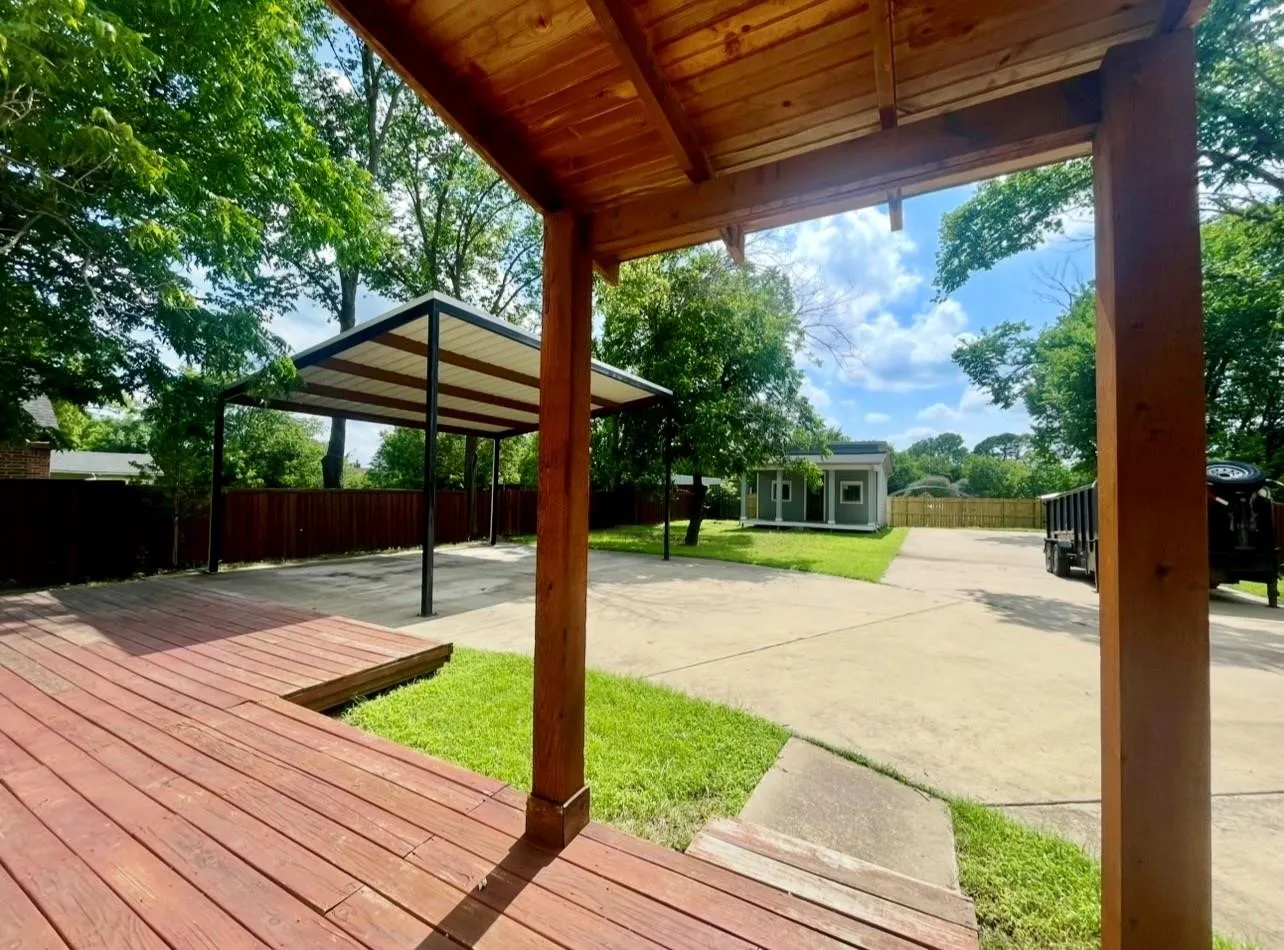 Single Family Residence For Sale in Dallas County , 1111 Ervin Lane, Mesquite, Texas 75149, 3 Bedroom, 2 Bathroom, Garage spaces, 1,150 Sqft, built in 1954, mls#21388529, Real Estate Agent in Mesquite, Homes For Sale in Dallas county, Homes For Sale in Mesquite, Realtor in Mesquite Texas, Real Estate Brokerage Independent Realty Texas, Luminita Cordes Realtor