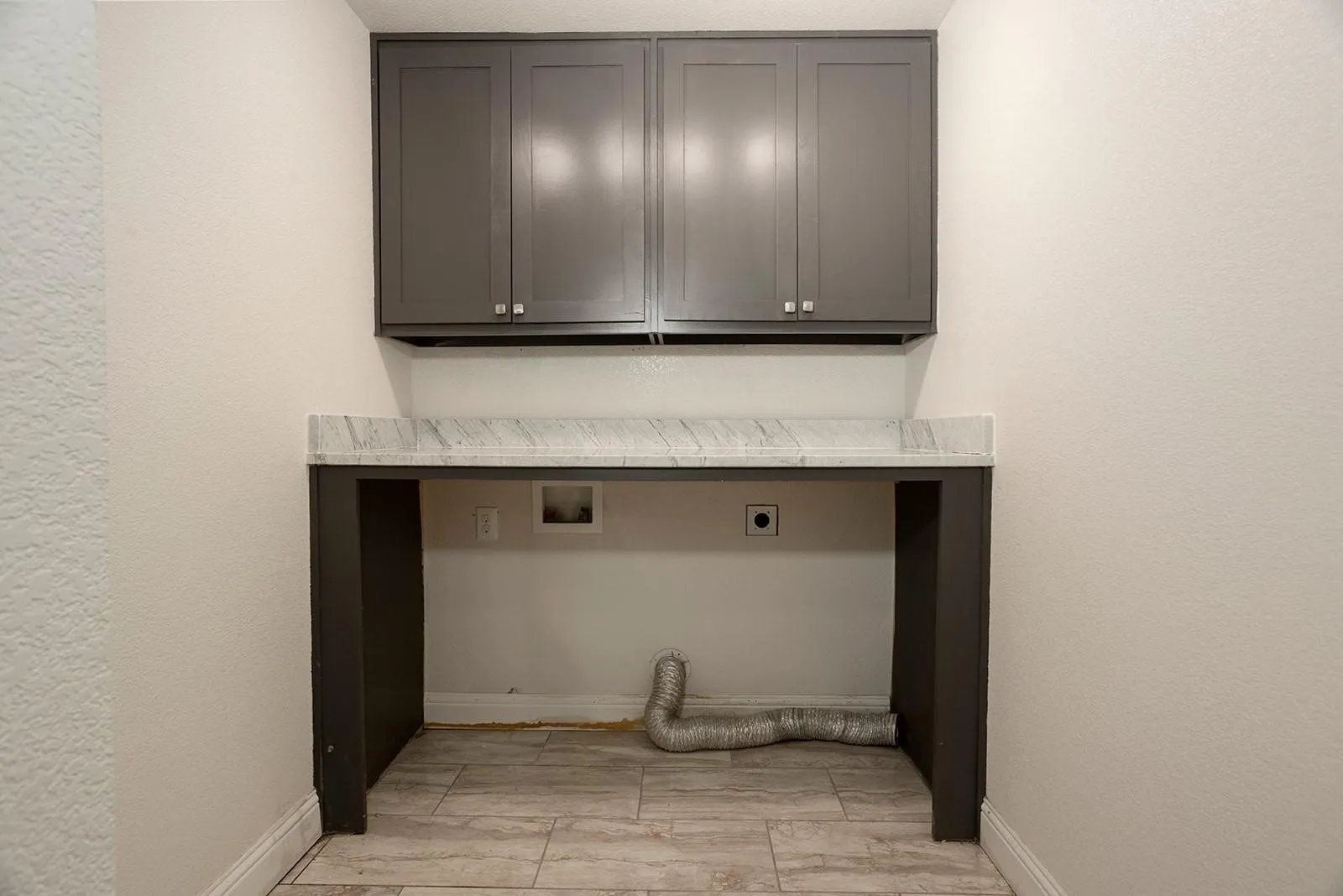 Single Family Residence For Sale in Dallas County , 1111 Ervin Lane, Mesquite, Texas 75149, 3 Bedroom, 2 Bathroom, Garage spaces, 1,150 Sqft, built in 1954, mls#21388529, Real Estate Agent in Mesquite, Homes For Sale in Dallas county, Homes For Sale in Mesquite, Realtor in Mesquite Texas, Real Estate Brokerage Independent Realty Texas, Luminita Cordes Realtor