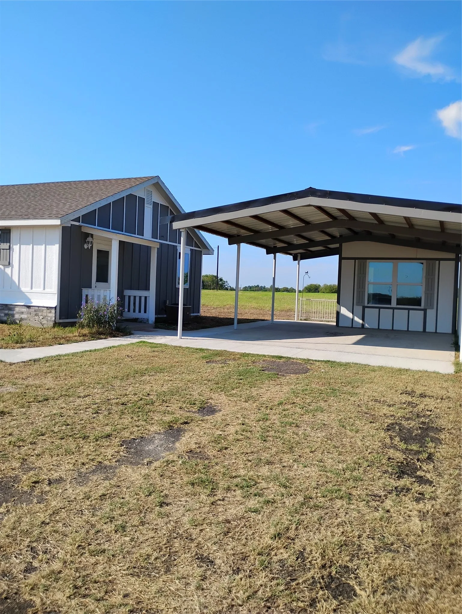 Single Family Residence For Sale in Van Zandt County , 1999 County Road 3103, Edgewood, Texas 75117, 3 Bedroom, 2 Bathroom, Garage spaces, 1,300 Sqft, built in 2025, mls#21389371, Real Estate Agent in Edgewood, Homes For Sale in Van Zandt county, Homes For Sale in Edgewood, Realtor in Edgewood Texas, Real Estate Brokerage Independent Realty Texas, Luminita Cordes Realtor