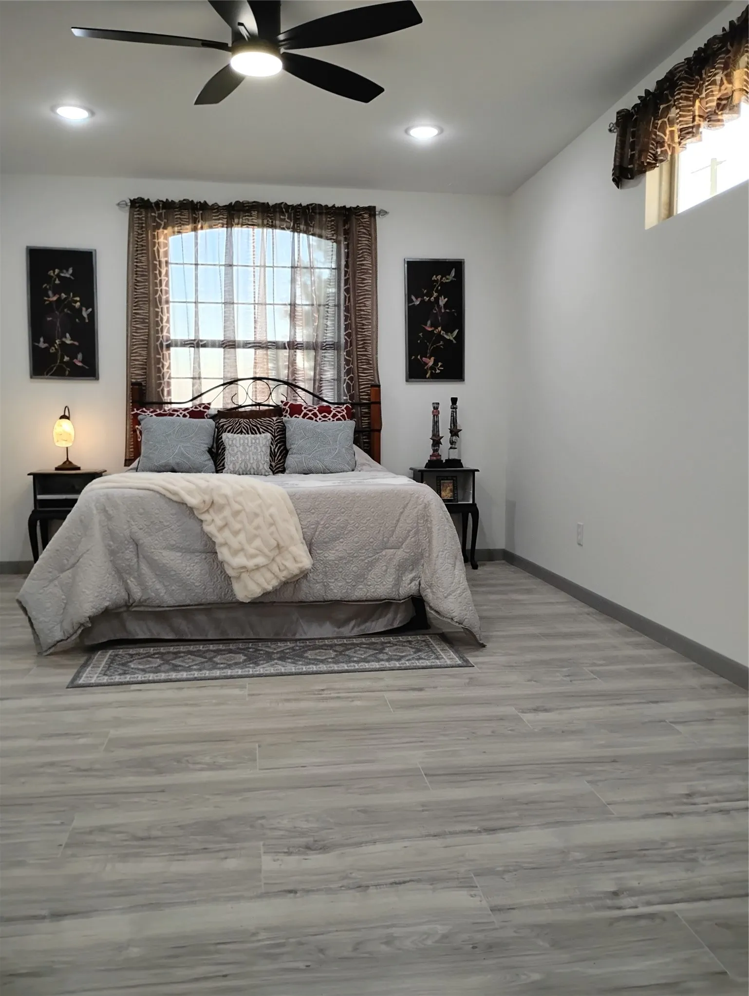 Single Family Residence For Sale in Van Zandt County , 1999 County Road 3103, Edgewood, Texas 75117, 3 Bedroom, 2 Bathroom, Garage spaces, 1,300 Sqft, built in 2025, mls#21389371, Real Estate Agent in Edgewood, Homes For Sale in Van Zandt county, Homes For Sale in Edgewood, Realtor in Edgewood Texas, Real Estate Brokerage Independent Realty Texas, Luminita Cordes Realtor