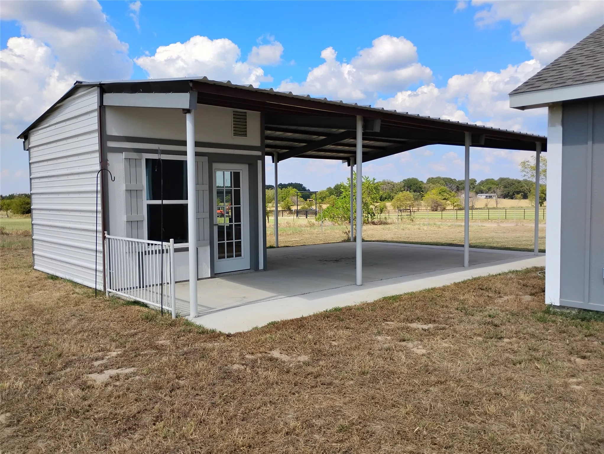 Single Family Residence For Sale in Van Zandt County , 1999 County Road 3103, Edgewood, Texas 75117, 3 Bedroom, 2 Bathroom, Garage spaces, 1,300 Sqft, built in 2025, mls#21389371, Real Estate Agent in Edgewood, Homes For Sale in Van Zandt county, Homes For Sale in Edgewood, Realtor in Edgewood Texas, Real Estate Brokerage Independent Realty Texas, Luminita Cordes Realtor
