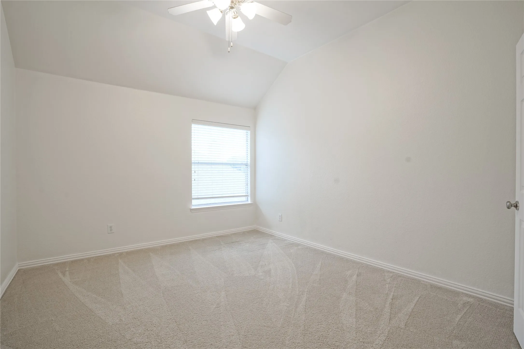 Single Family Residence For Rent in Denton County , 1659 Granite Rapids Drive, Frisco, Texas 75036, 4 Bedroom, 3 Bathroom, 2 Garage spaces, 2,613 Sqft, built in 2001, mls#21389434, Real Estate Agent in Frisco, Homes For Rent in Denton county, Homes For Rent in Frisco, Realtor in Frisco Texas, Real Estate Brokerage Independent Realty Texas, Luminita Cordes Realtor