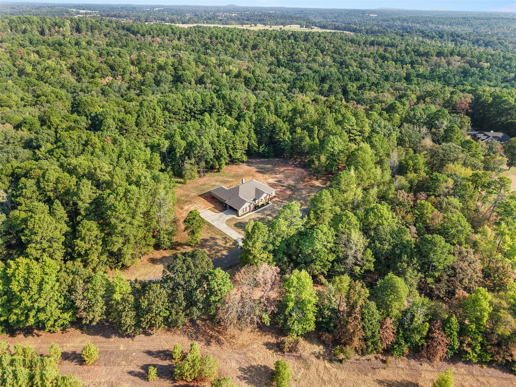Single Family Residence For Sale in Upshur County , 525 Lake Gladewater Road, Gladewater, Texas 75647, 3 Bedroom, 2 Bathroom, 2 Garage spaces, 2,207 Sqft, built in 2023, mls#21389437, Real Estate Agent in Gladewater, Homes For Sale in Upshur county, Homes For Sale in Gladewater, Realtor in Gladewater Texas, Real Estate Brokerage Independent Realty Texas, Luminita Cordes Realtor