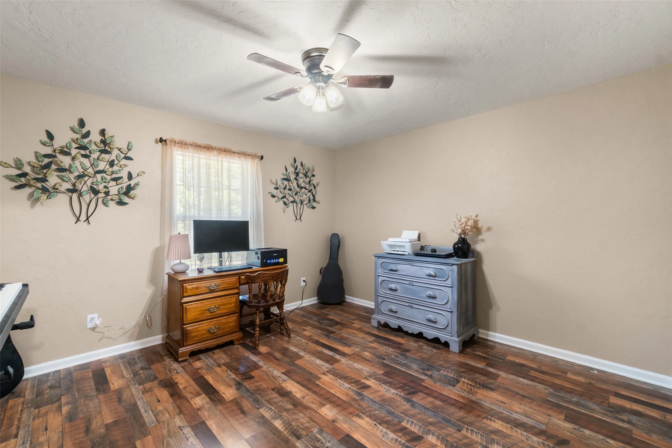 Single Family Residence For Sale in Upshur County , 525 Lake Gladewater Road, Gladewater, Texas 75647, 3 Bedroom, 2 Bathroom, 2 Garage spaces, 2,207 Sqft, built in 2023, mls#21389437, Real Estate Agent in Gladewater, Homes For Sale in Upshur county, Homes For Sale in Gladewater, Realtor in Gladewater Texas, Real Estate Brokerage Independent Realty Texas, Luminita Cordes Realtor
