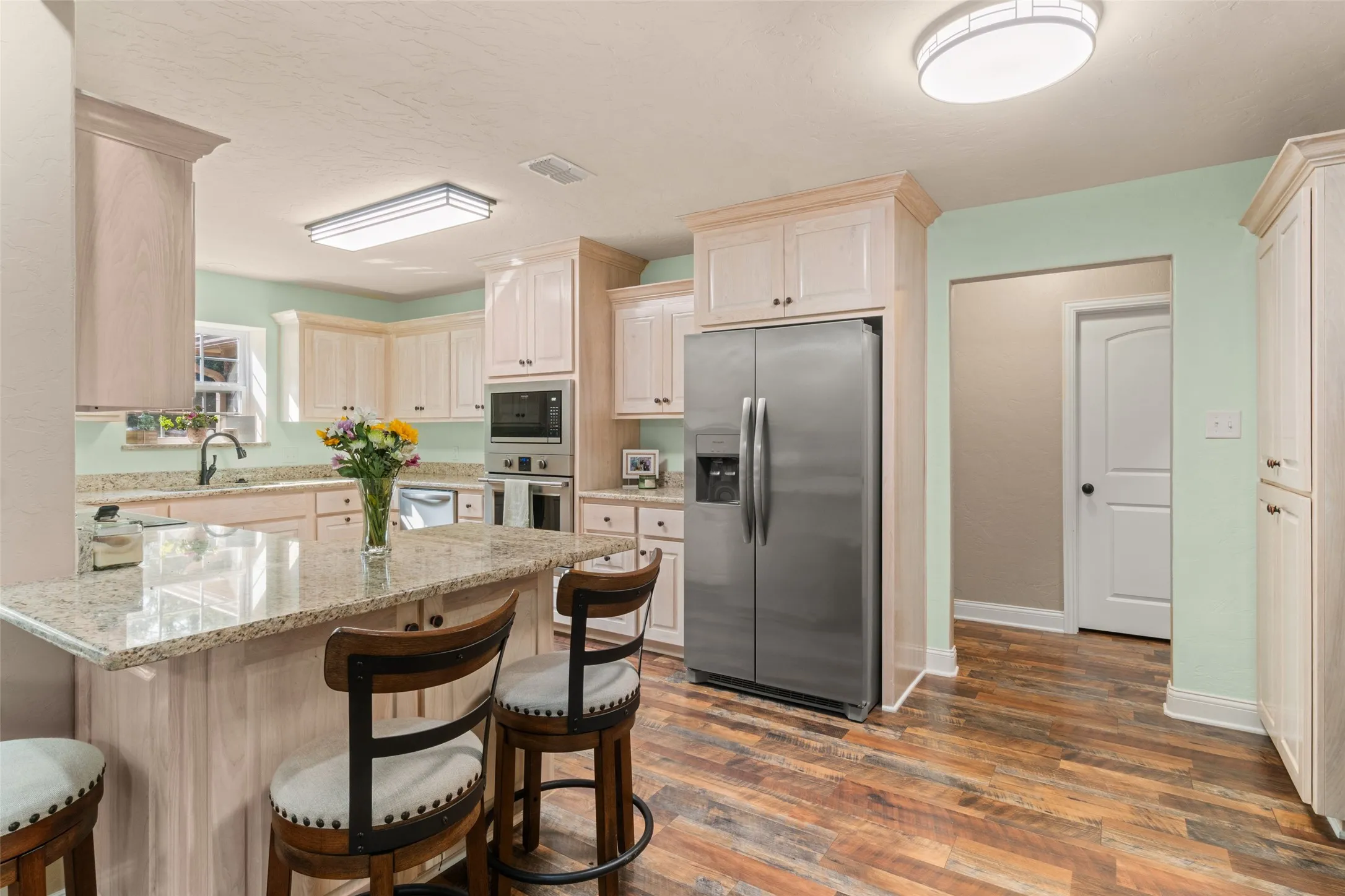Single Family Residence For Sale in Upshur County , 525 Lake Gladewater Road, Gladewater, Texas 75647, 3 Bedroom, 2 Bathroom, 2 Garage spaces, 2,207 Sqft, built in 2023, mls#21389437, Real Estate Agent in Gladewater, Homes For Sale in Upshur county, Homes For Sale in Gladewater, Realtor in Gladewater Texas, Real Estate Brokerage Independent Realty Texas, Luminita Cordes Realtor