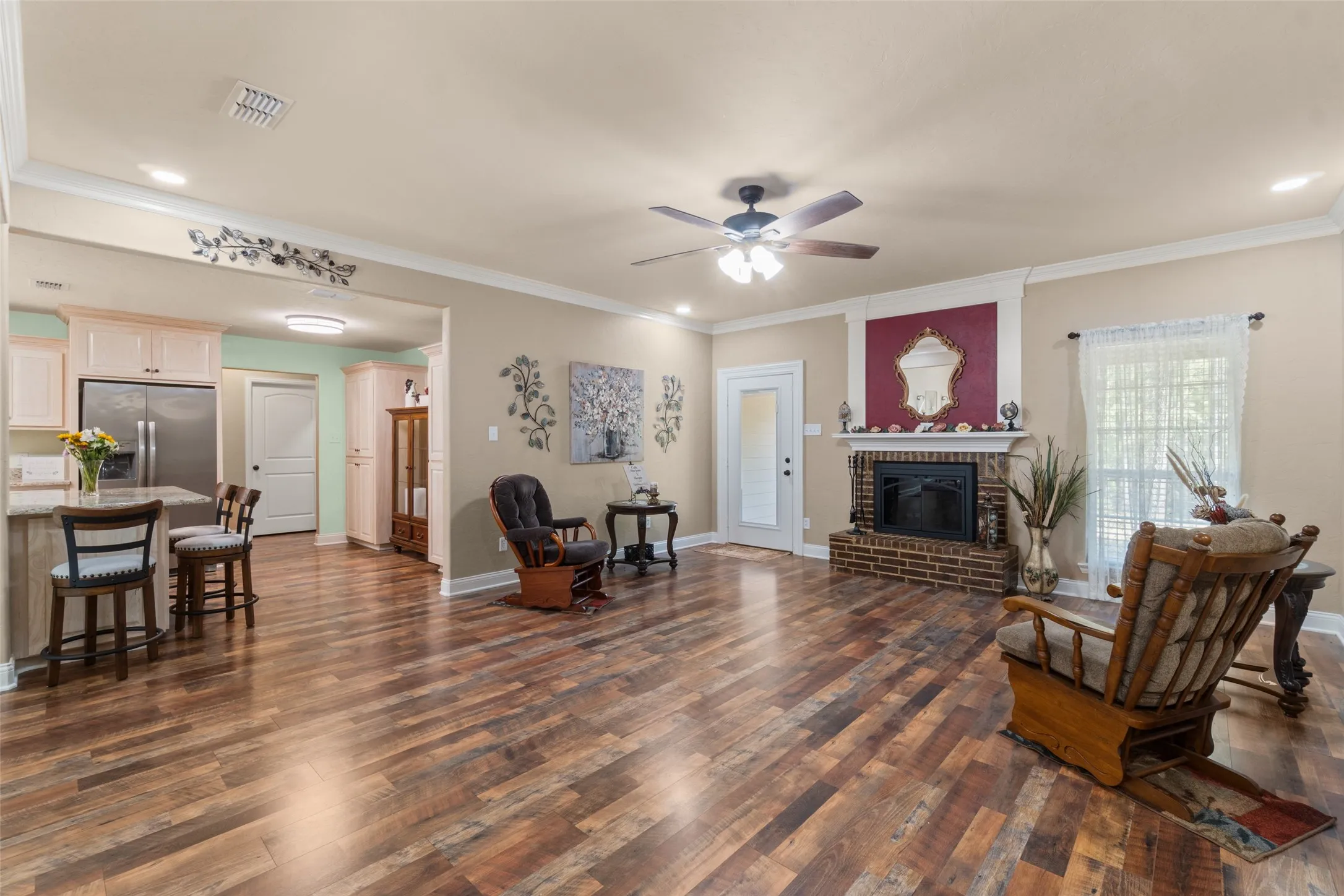 Single Family Residence For Sale in Upshur County , 525 Lake Gladewater Road, Gladewater, Texas 75647, 3 Bedroom, 2 Bathroom, 2 Garage spaces, 2,207 Sqft, built in 2023, mls#21389437, Real Estate Agent in Gladewater, Homes For Sale in Upshur county, Homes For Sale in Gladewater, Realtor in Gladewater Texas, Real Estate Brokerage Independent Realty Texas, Luminita Cordes Realtor