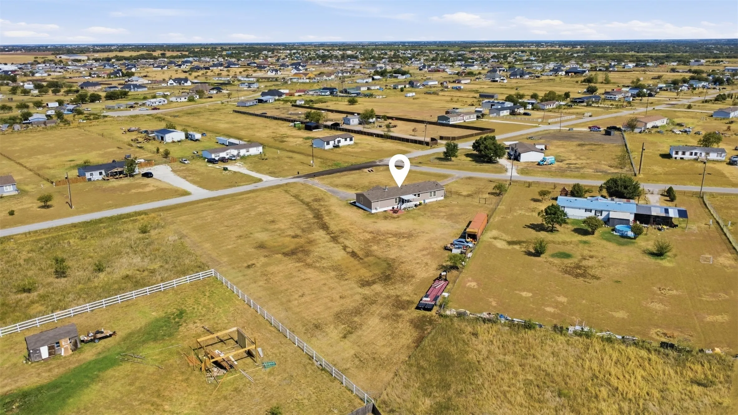 Manufactured Home For Sale in Johnson County , 5812 Black Springs Lane, Joshua, Texas 76058, 4 Bedroom, 4 Bathroom, Garage spaces, 2,128 Sqft, built in 1996, mls#21388872, Real Estate Agent in Joshua, Homes For Sale in Johnson county, Homes For Sale in Joshua, Realtor in Joshua Texas, Real Estate Brokerage Independent Realty Texas, Luminita Cordes Realtor