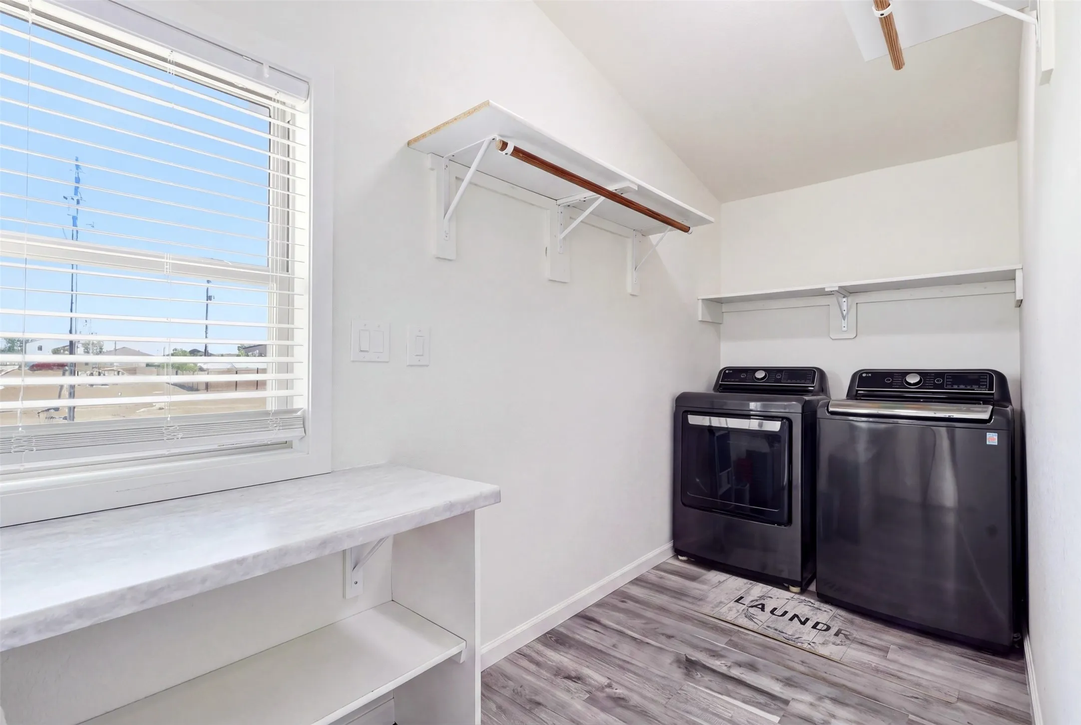Manufactured Home For Sale in Johnson County , 5812 Black Springs Lane, Joshua, Texas 76058, 4 Bedroom, 4 Bathroom, Garage spaces, 2,128 Sqft, built in 1996, mls#21388872, Real Estate Agent in Joshua, Homes For Sale in Johnson county, Homes For Sale in Joshua, Realtor in Joshua Texas, Real Estate Brokerage Independent Realty Texas, Luminita Cordes Realtor
