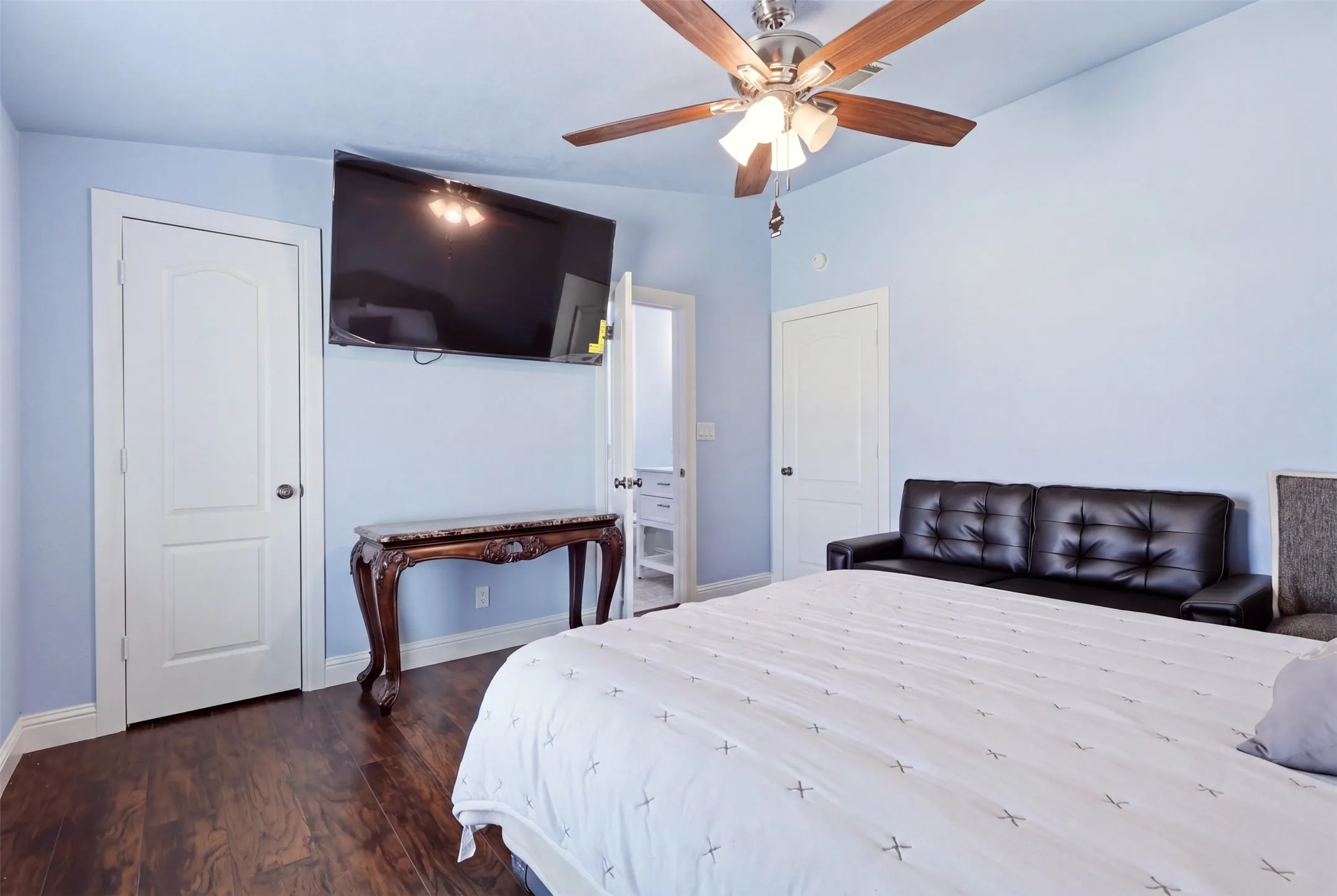 Manufactured Home For Sale in Johnson County , 5812 Black Springs Lane, Joshua, Texas 76058, 4 Bedroom, 4 Bathroom, Garage spaces, 2,128 Sqft, built in 1996, mls#21388872, Real Estate Agent in Joshua, Homes For Sale in Johnson county, Homes For Sale in Joshua, Realtor in Joshua Texas, Real Estate Brokerage Independent Realty Texas, Luminita Cordes Realtor