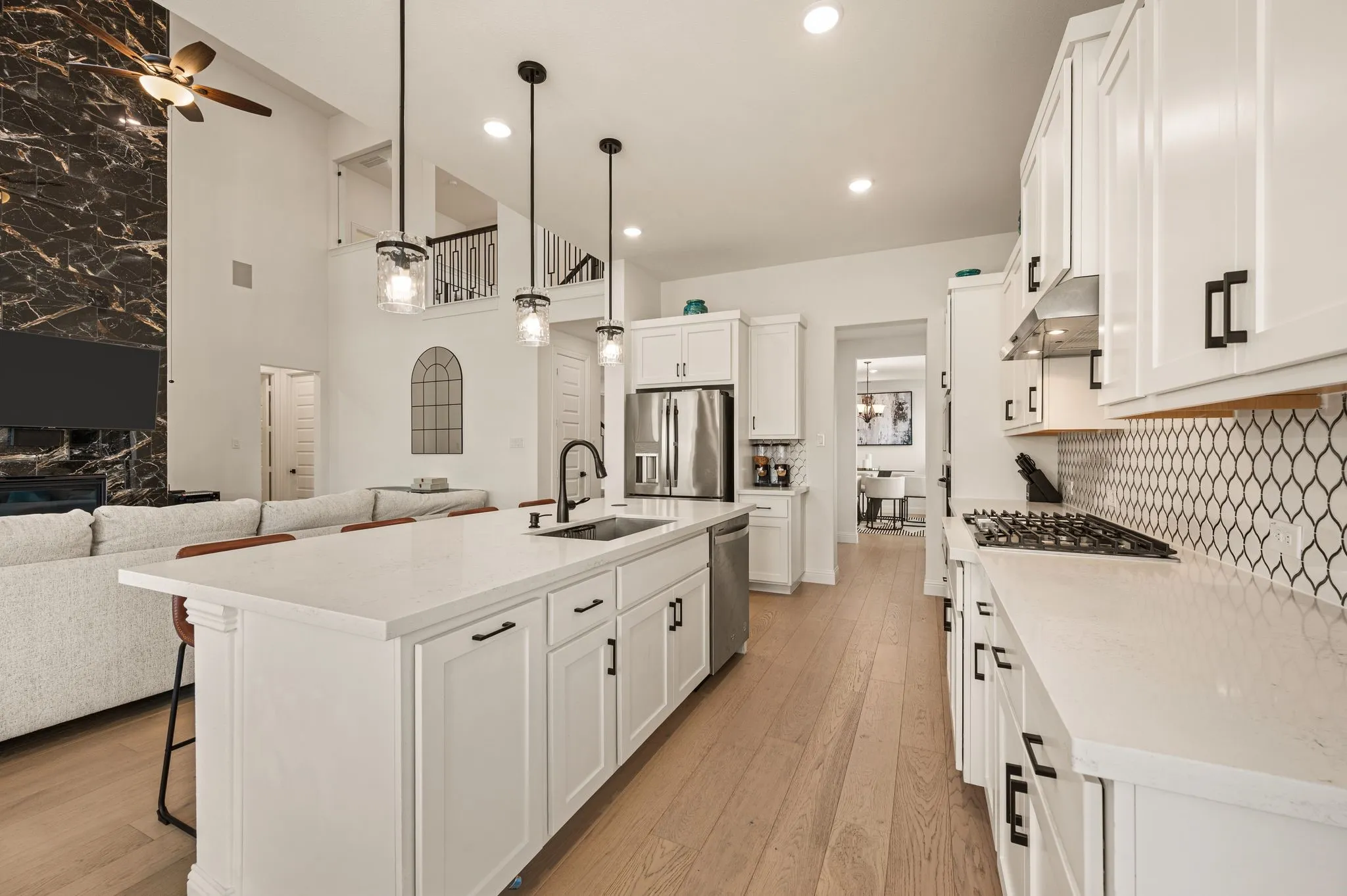 Single Family Residence For Sale in Tarrant County , 2008 Hamilton Park Drive, Mansfield, Texas 76063, 5 Bedroom, 5 Bathroom, 3 Garage spaces, 4,095 Sqft, built in 2024, mls#21389000, Real Estate Agent in Mansfield, Homes For Sale in Tarrant county, Homes For Sale in Mansfield, Realtor in Mansfield Texas, Real Estate Brokerage Independent Realty Texas, Luminita Cordes Realtor