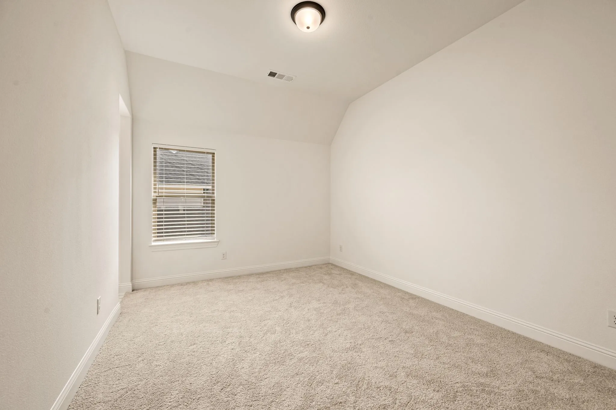 Single Family Residence For Sale in Tarrant County , 2008 Hamilton Park Drive, Mansfield, Texas 76063, 5 Bedroom, 5 Bathroom, 3 Garage spaces, 4,095 Sqft, built in 2024, mls#21389000, Real Estate Agent in Mansfield, Homes For Sale in Tarrant county, Homes For Sale in Mansfield, Realtor in Mansfield Texas, Real Estate Brokerage Independent Realty Texas, Luminita Cordes Realtor