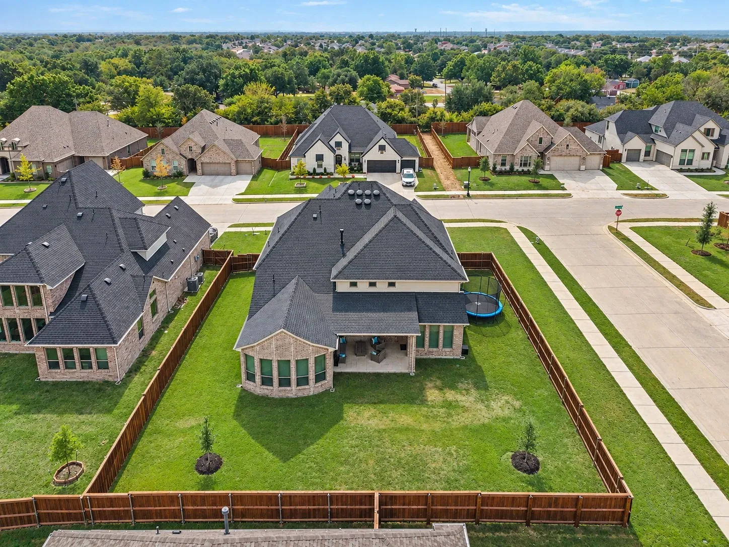Single Family Residence For Sale in Tarrant County , 2008 Hamilton Park Drive, Mansfield, Texas 76063, 5 Bedroom, 5 Bathroom, 3 Garage spaces, 4,095 Sqft, built in 2024, mls#21389000, Real Estate Agent in Mansfield, Homes For Sale in Tarrant county, Homes For Sale in Mansfield, Realtor in Mansfield Texas, Real Estate Brokerage Independent Realty Texas, Luminita Cordes Realtor