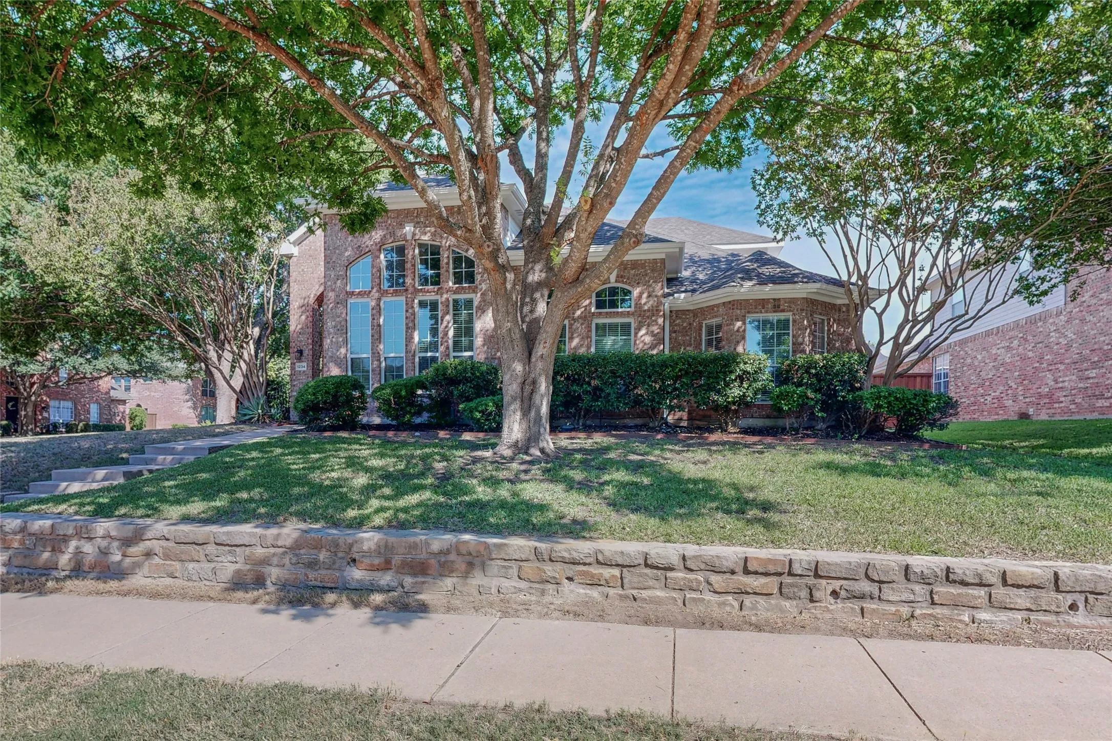 Single Family Residence For Rent in Collin County , 1234 Covina Court, Allen, Texas 75013, 5 Bedroom, 4 Bathroom, 1 Garage spaces, 3,431 Sqft, built in 1995, mls#21389451, Real Estate Agent in Allen, Homes For Rent in Collin county, Homes For Rent in Allen, Realtor in Allen Texas, Real Estate Brokerage Independent Realty Texas, Luminita Cordes Realtor