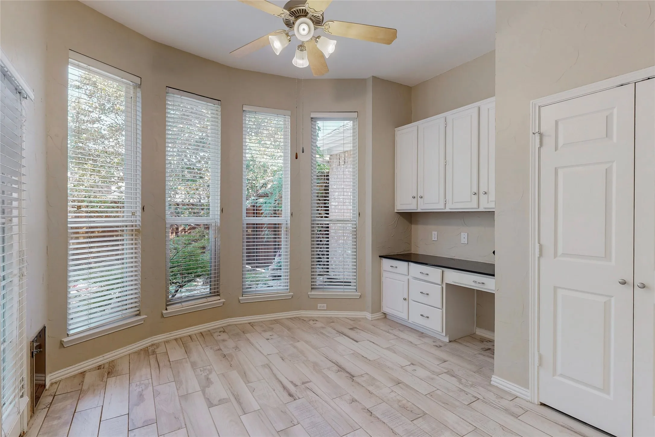 Single Family Residence For Rent in Collin County , 1234 Covina Court, Allen, Texas 75013, 5 Bedroom, 4 Bathroom, 1 Garage spaces, 3,431 Sqft, built in 1995, mls#21389451, Real Estate Agent in Allen, Homes For Rent in Collin county, Homes For Rent in Allen, Realtor in Allen Texas, Real Estate Brokerage Independent Realty Texas, Luminita Cordes Realtor