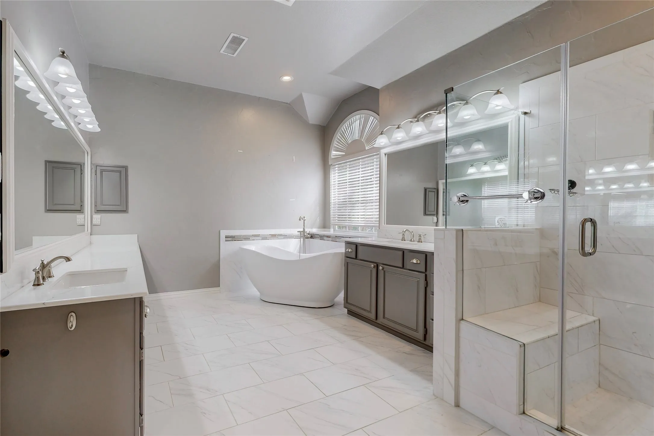 Single Family Residence For Rent in Collin County , 1234 Covina Court, Allen, Texas 75013, 5 Bedroom, 4 Bathroom, 1 Garage spaces, 3,431 Sqft, built in 1995, mls#21389451, Real Estate Agent in Allen, Homes For Rent in Collin county, Homes For Rent in Allen, Realtor in Allen Texas, Real Estate Brokerage Independent Realty Texas, Luminita Cordes Realtor