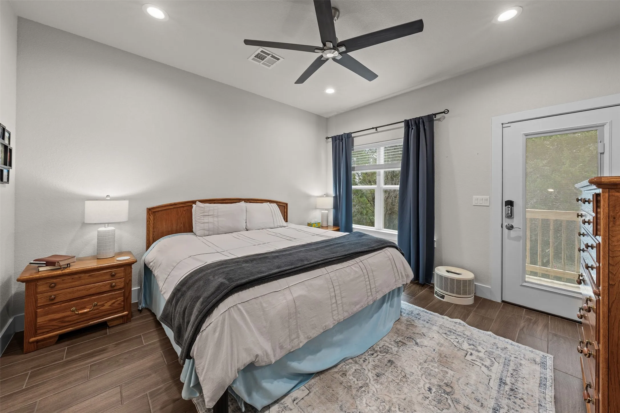 Single Family Residence For Sale in Bell County , 6605 Tollbridge Road, Belton, Texas 76513, 11 Bedroom, 9 Bathroom, 3 Garage spaces, 7,721 Sqft, built in 2009, mls#21387217, Real Estate Agent in Belton, Homes For Sale in Bell county, Homes For Sale in Belton, Realtor in Belton Texas, Real Estate Brokerage Independent Realty Texas, Luminita Cordes Realtor