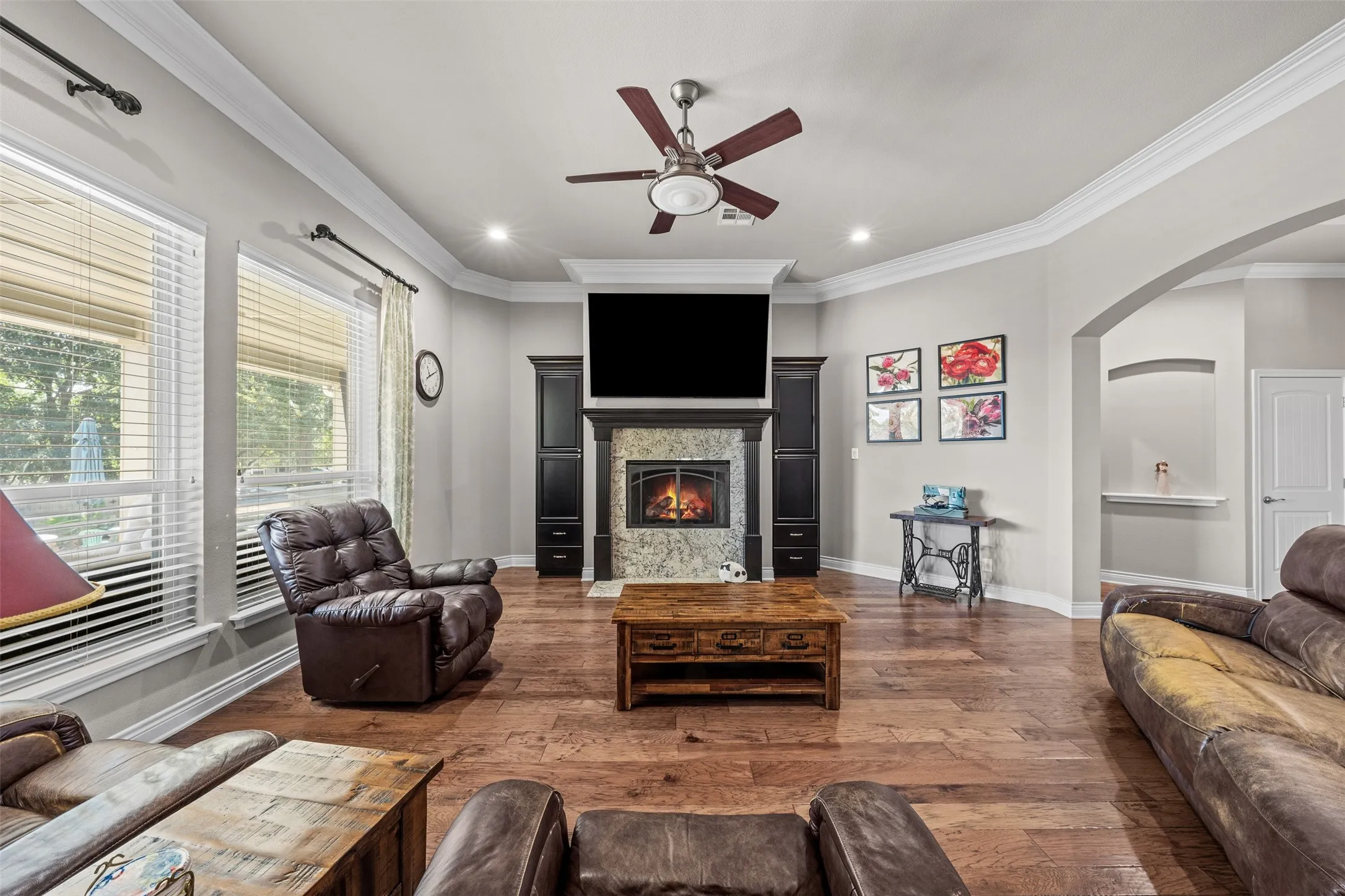 Single Family Residence For Sale in Bell County , 6605 Tollbridge Road, Belton, Texas 76513, 11 Bedroom, 9 Bathroom, 3 Garage spaces, 7,721 Sqft, built in 2009, mls#21387217, Real Estate Agent in Belton, Homes For Sale in Bell county, Homes For Sale in Belton, Realtor in Belton Texas, Real Estate Brokerage Independent Realty Texas, Luminita Cordes Realtor