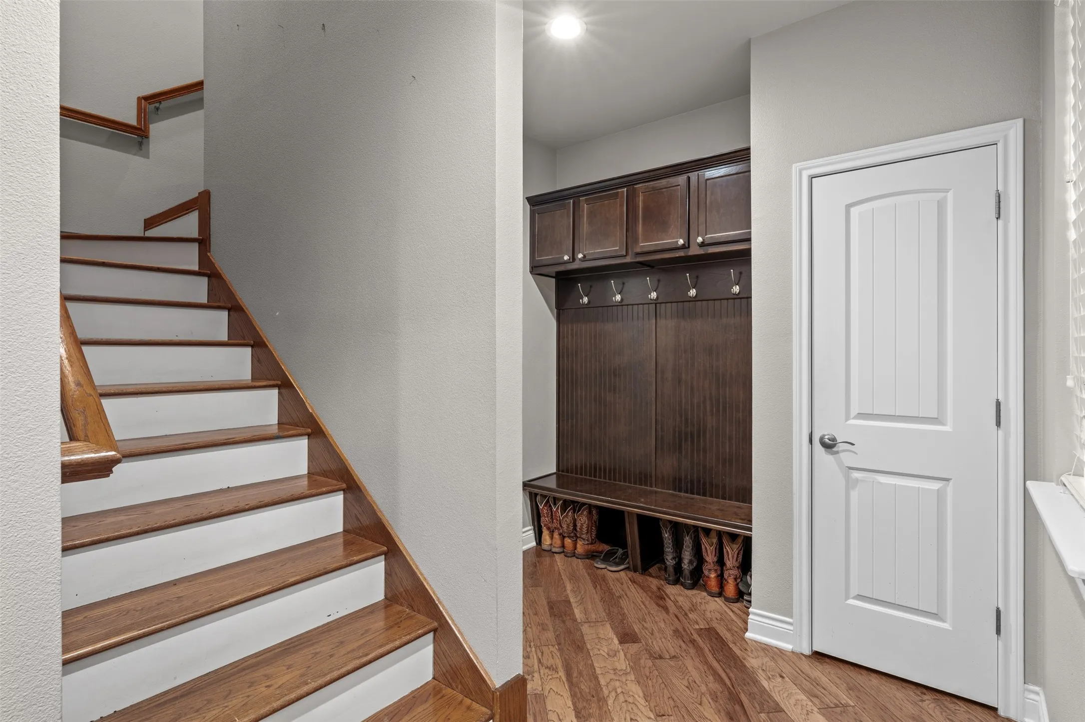 Single Family Residence For Sale in Bell County , 6605 Tollbridge Road, Belton, Texas 76513, 11 Bedroom, 9 Bathroom, 3 Garage spaces, 7,721 Sqft, built in 2009, mls#21387217, Real Estate Agent in Belton, Homes For Sale in Bell county, Homes For Sale in Belton, Realtor in Belton Texas, Real Estate Brokerage Independent Realty Texas, Luminita Cordes Realtor
