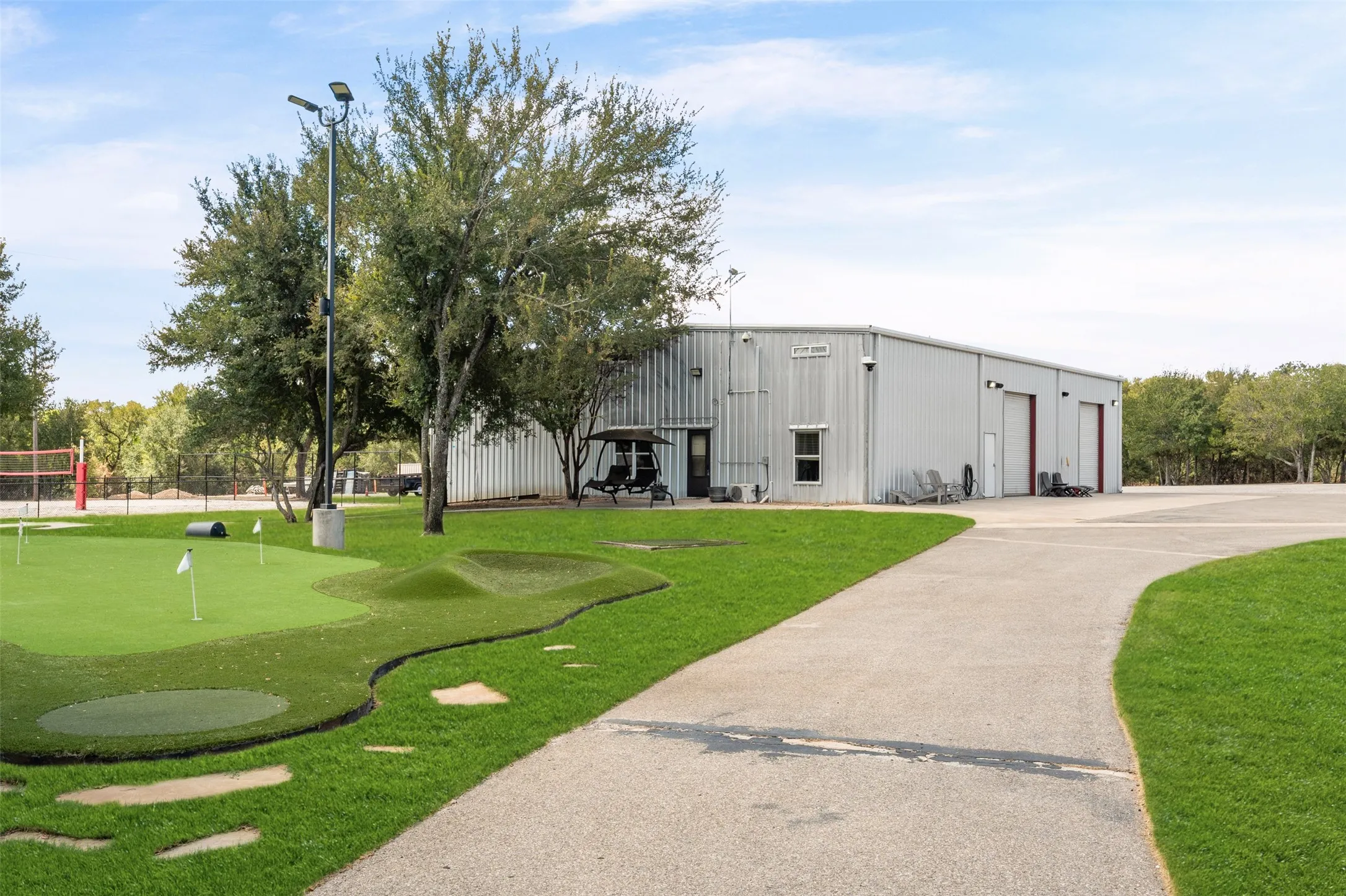 Single Family Residence For Sale in Bell County , 6605 Tollbridge Road, Belton, Texas 76513, 11 Bedroom, 9 Bathroom, 3 Garage spaces, 7,721 Sqft, built in 2009, mls#21387217, Real Estate Agent in Belton, Homes For Sale in Bell county, Homes For Sale in Belton, Realtor in Belton Texas, Real Estate Brokerage Independent Realty Texas, Luminita Cordes Realtor